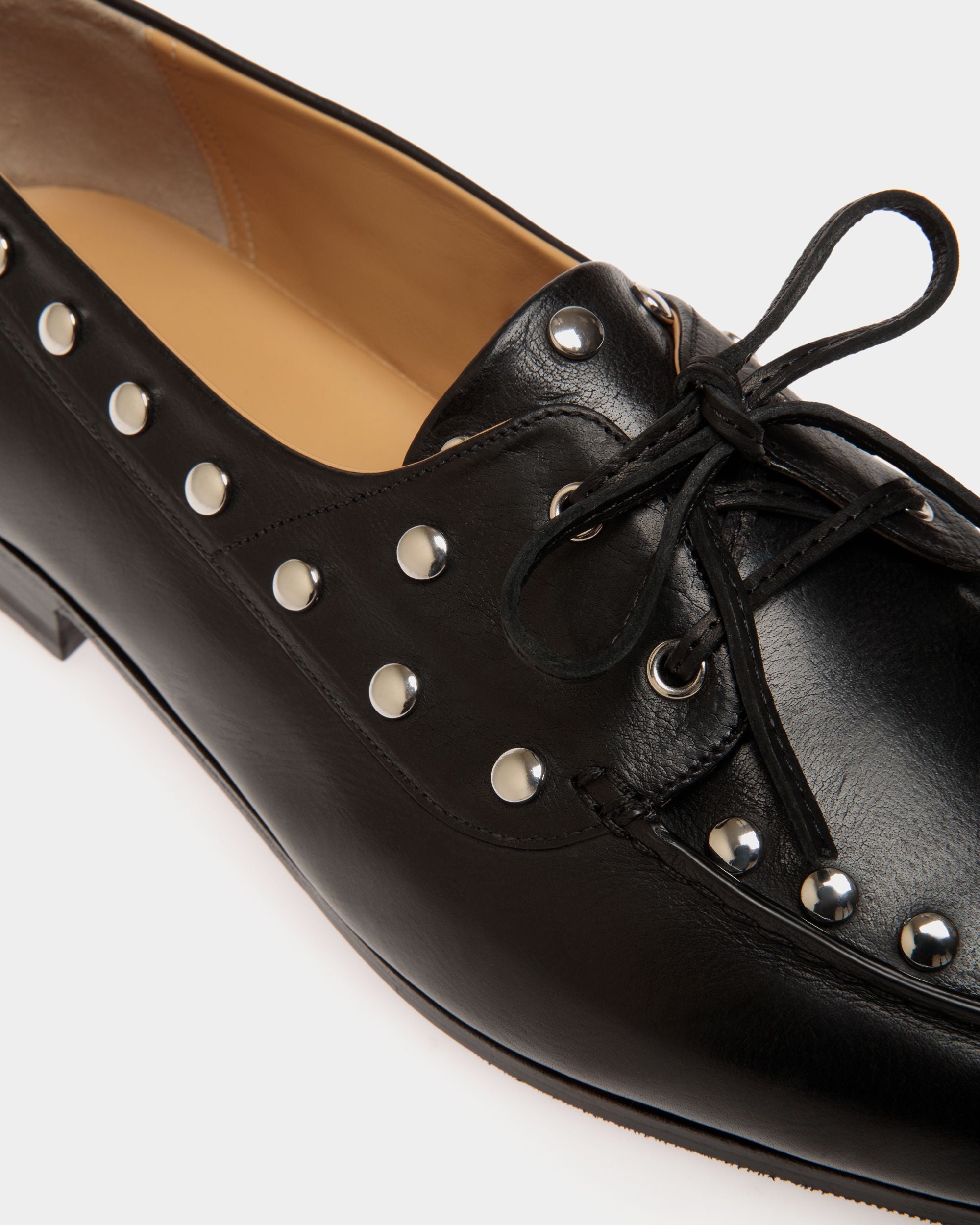 Bally Global - Plume Loafer in Black Leather - Black