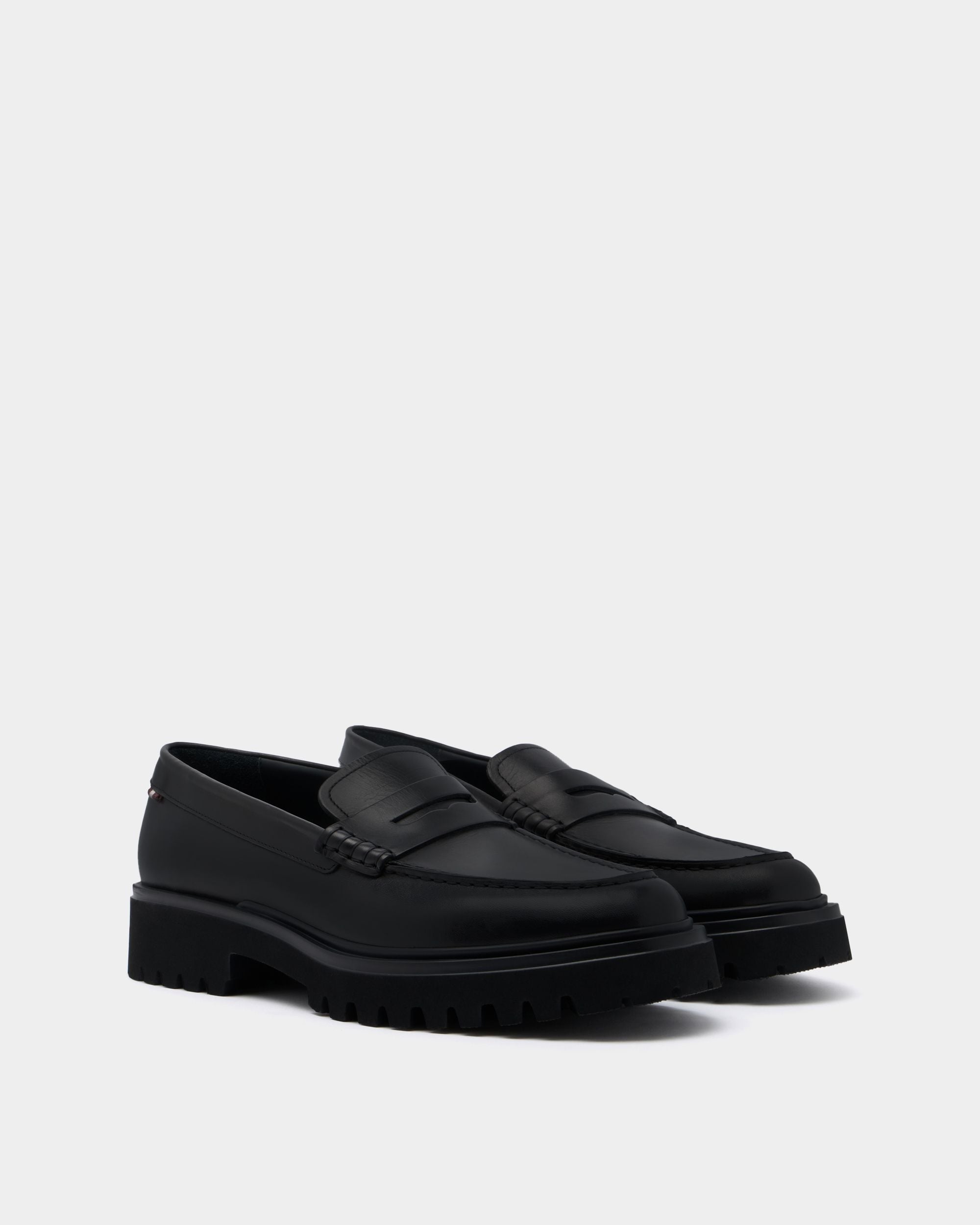 Bally Global - Onyce Loafer in Black Leather - Black