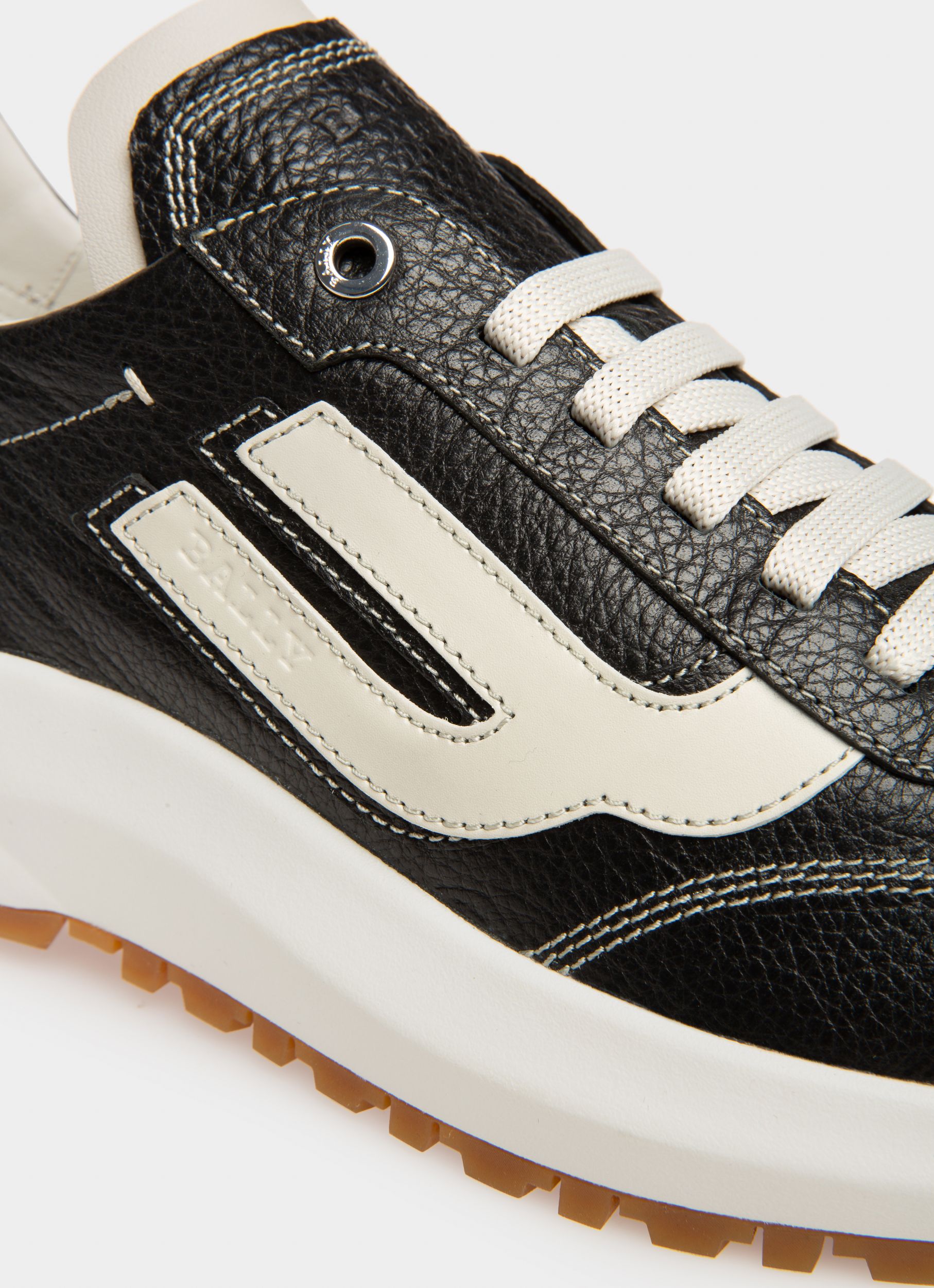Bally Global - Demyl Sneakers In Black And Dusty White Leather - Multicolor