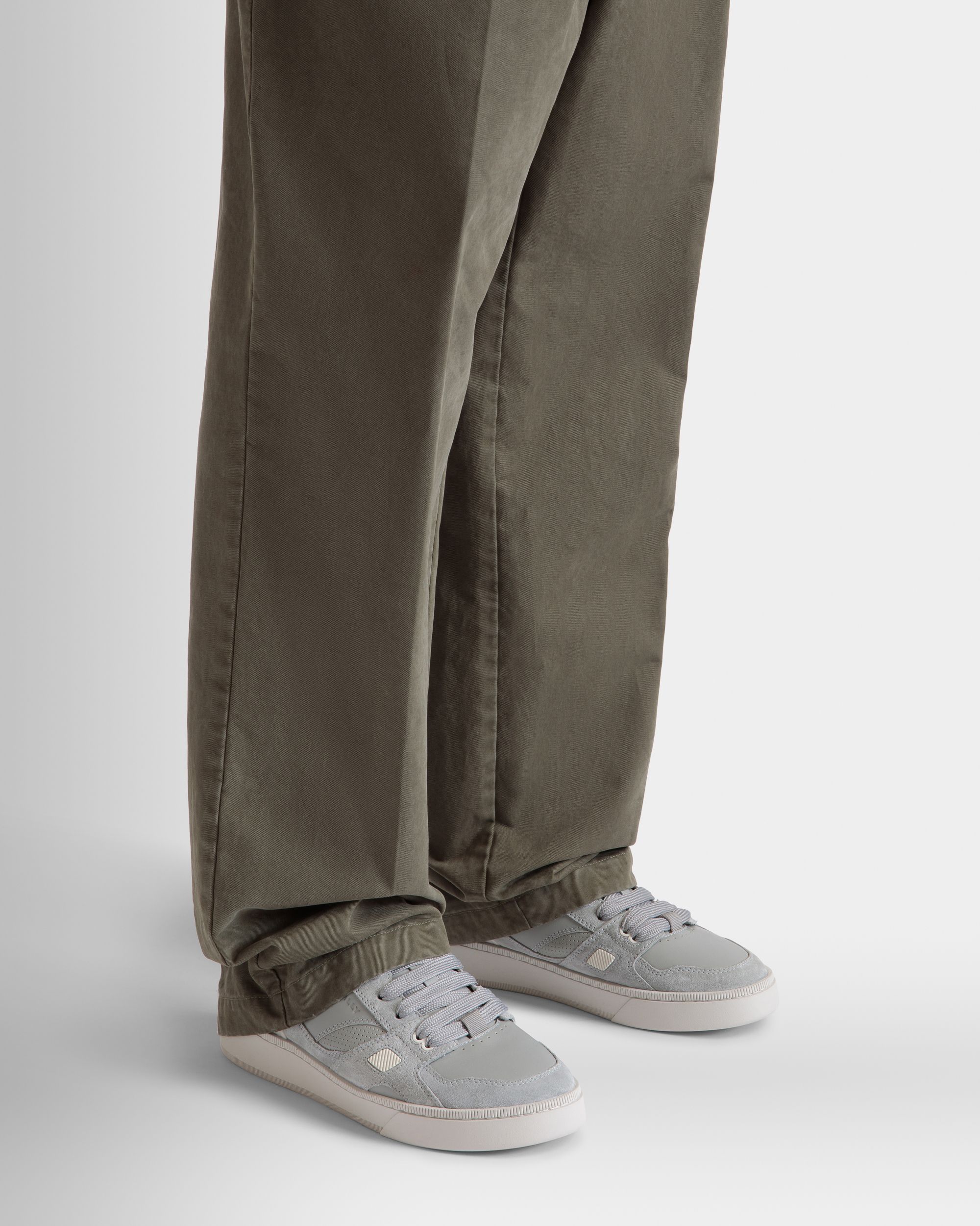 Bally Global - Sneaker Raise En Cuir Gris - Gris