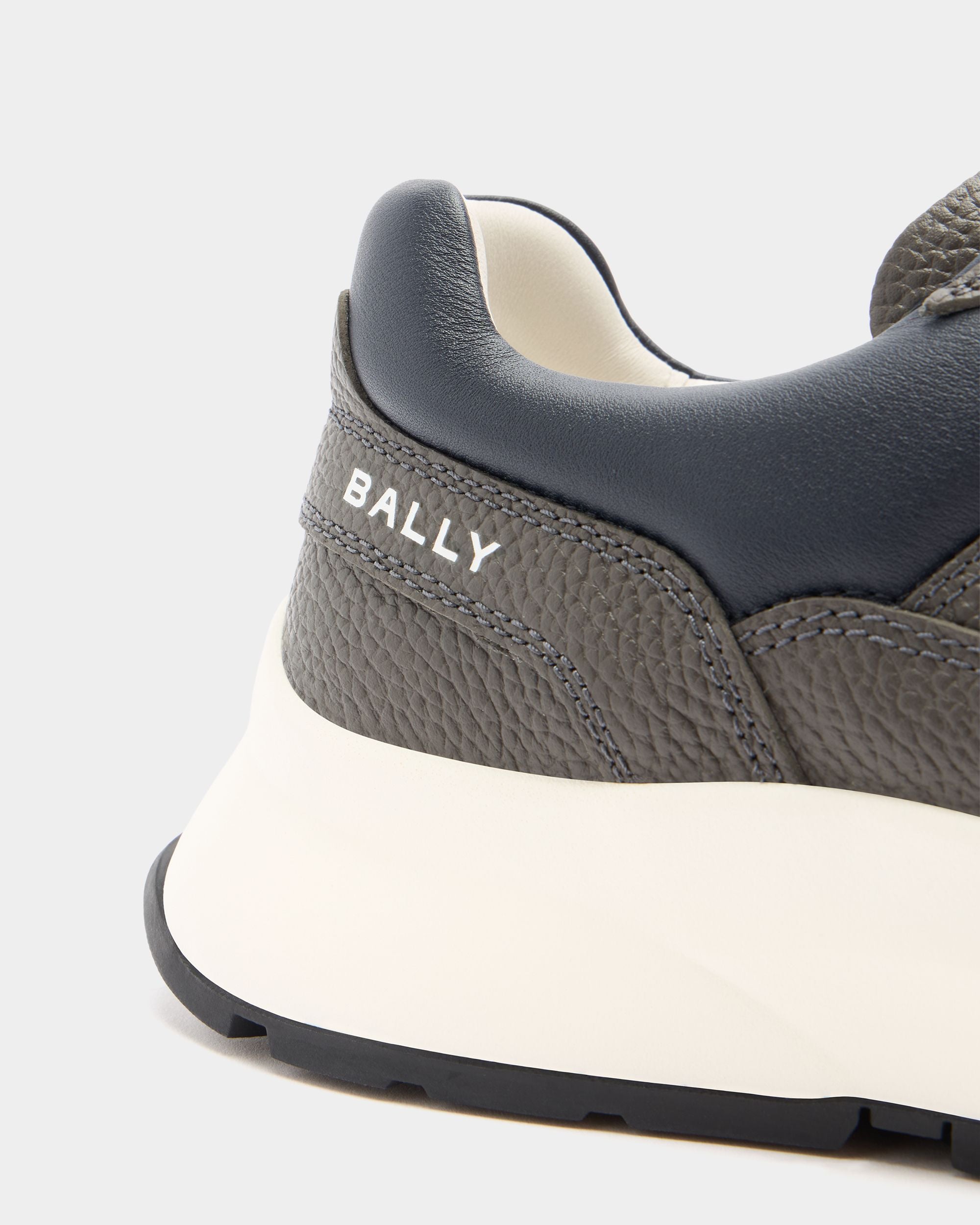 Bally Global - Outline Sneaker in Grey Grained Leather - Black