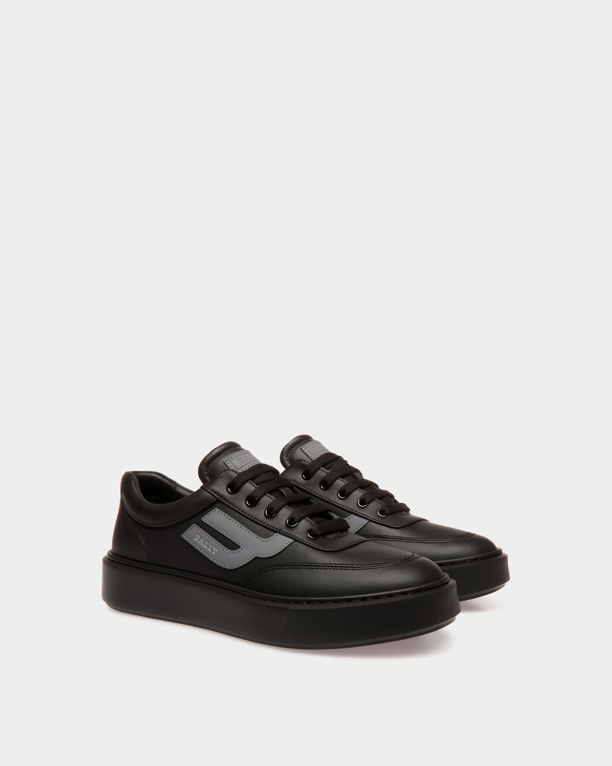 Bally Global - Sneaker in Black Leather - Black