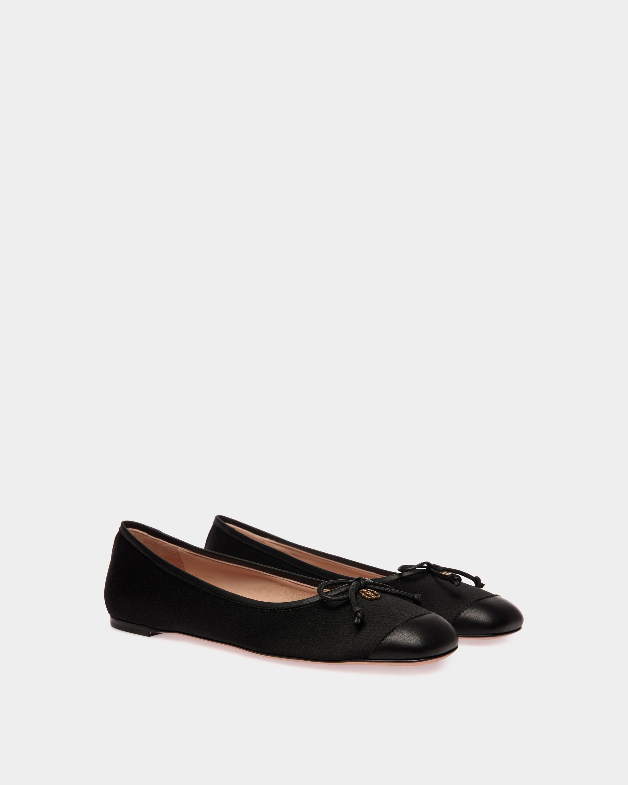 Bally Global - Ballyrina Flat In Black Fabric And Leather - Black