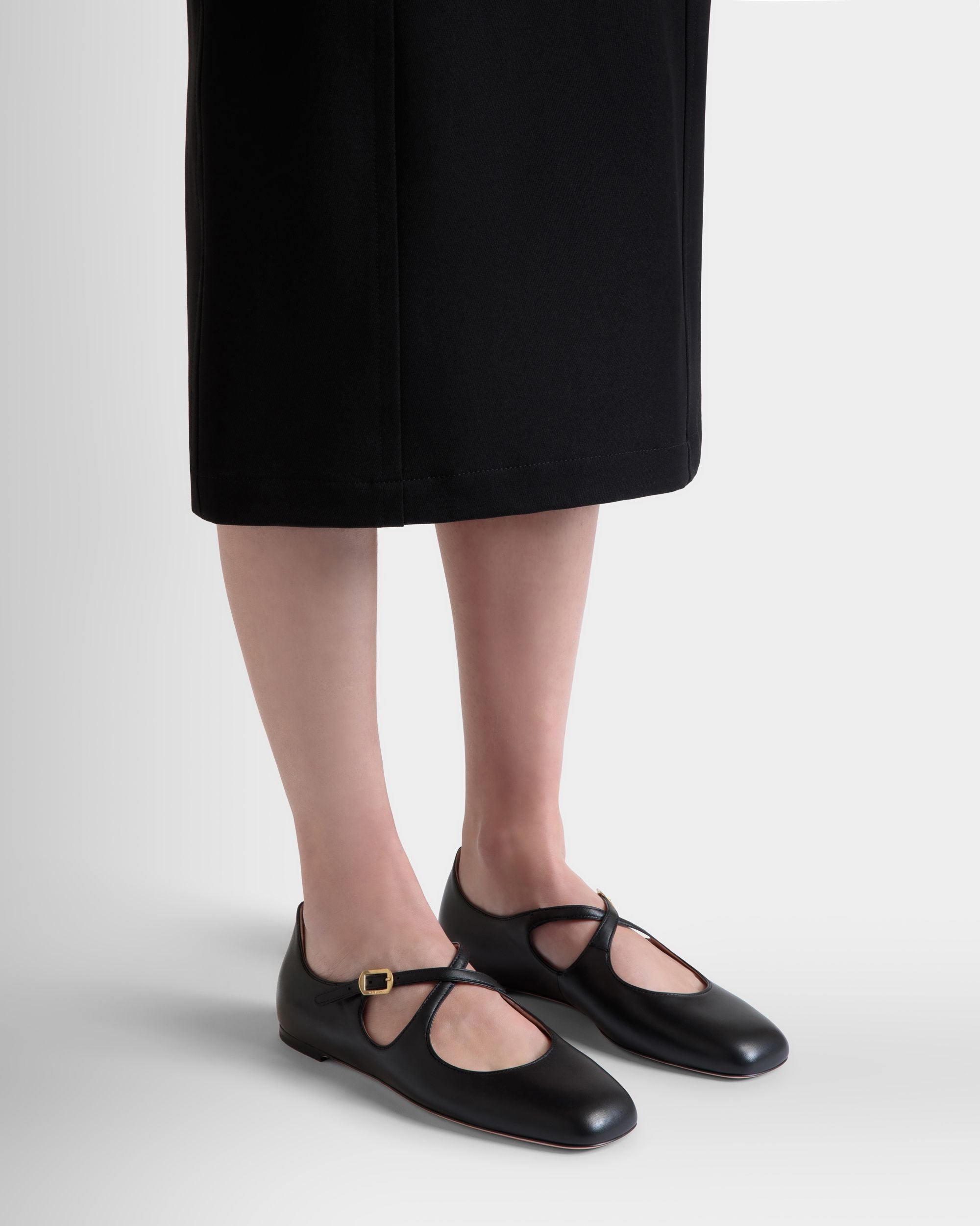 Bally Global - Ballyrina Flat in Black Leather - Black