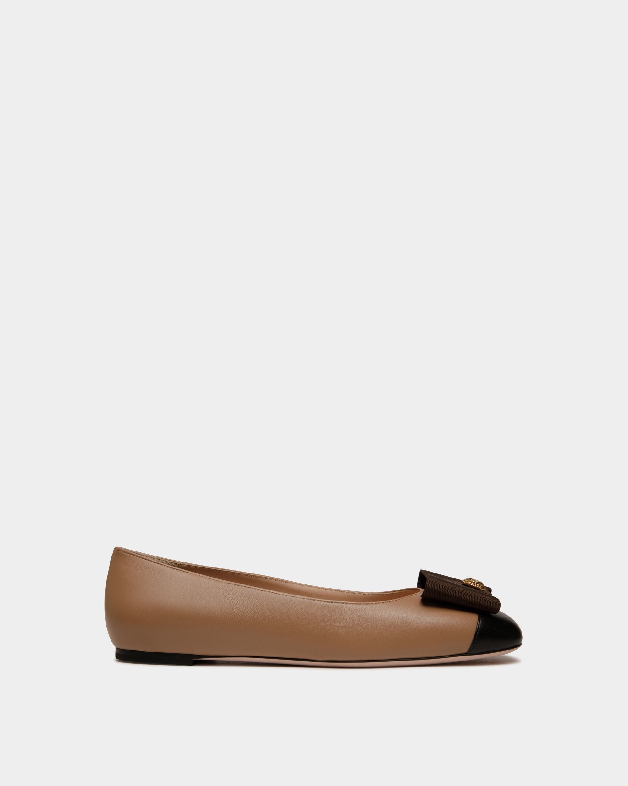 Bally Global - B-Bow Flat in Praline Beige Leather - Beige