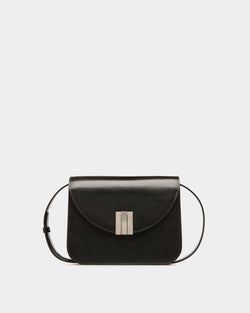 Ollam Crossbody Bag In Black Leather