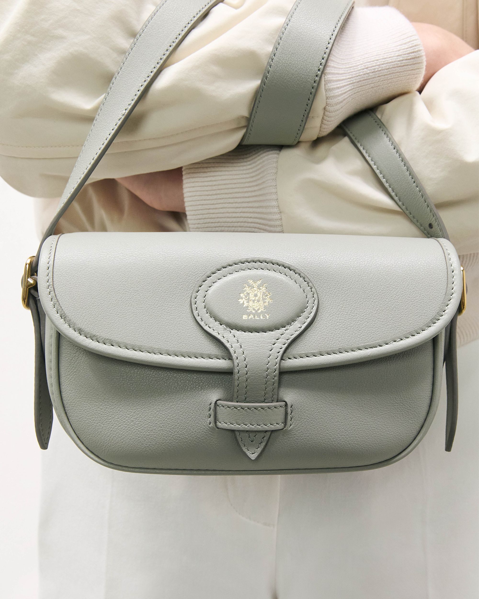Bally Global - Beckett Minibag in Glacier Grey Leather - Grey