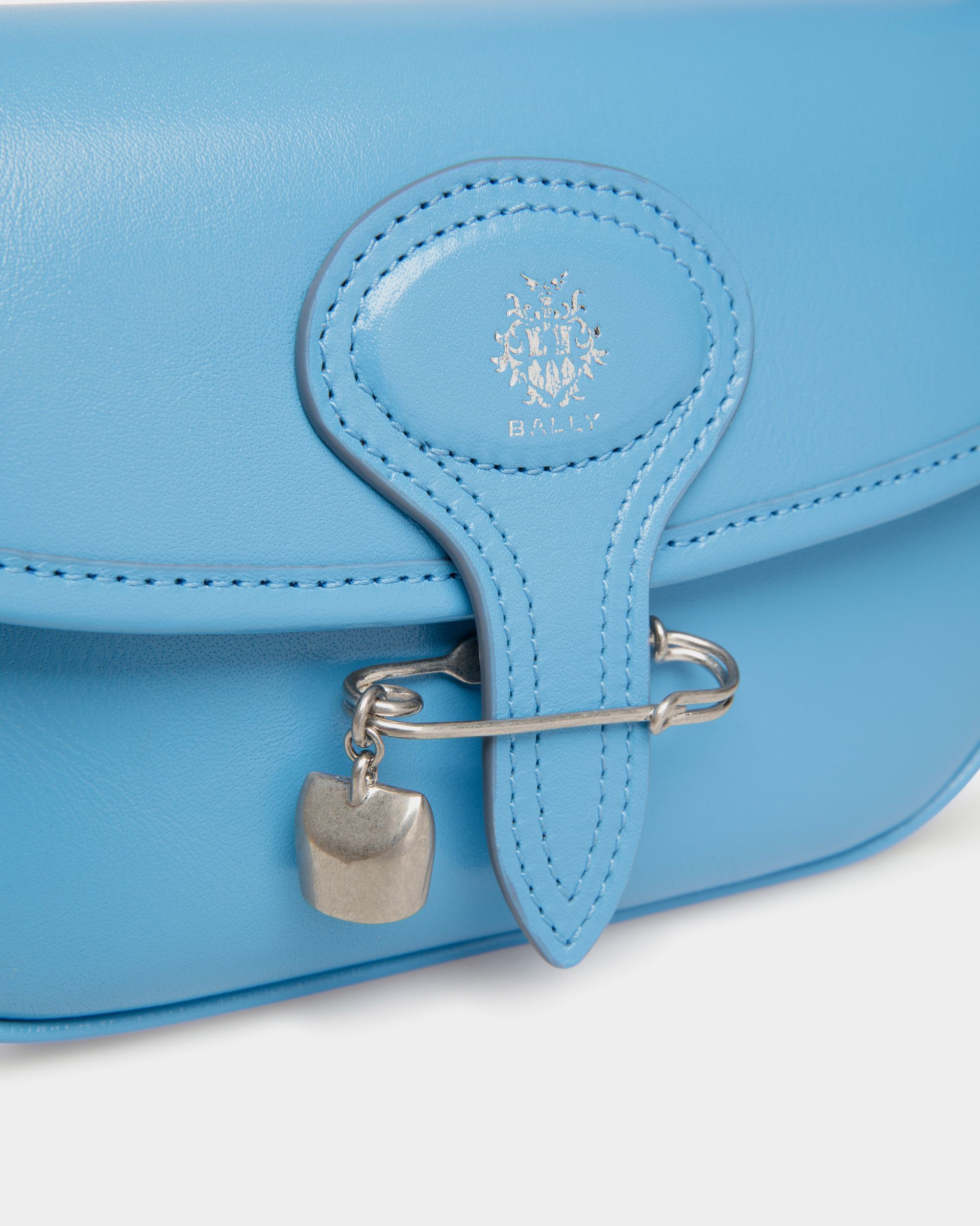 Bally Global - Beckett Minibag in Blue Leather With a Bally Pin - Blue