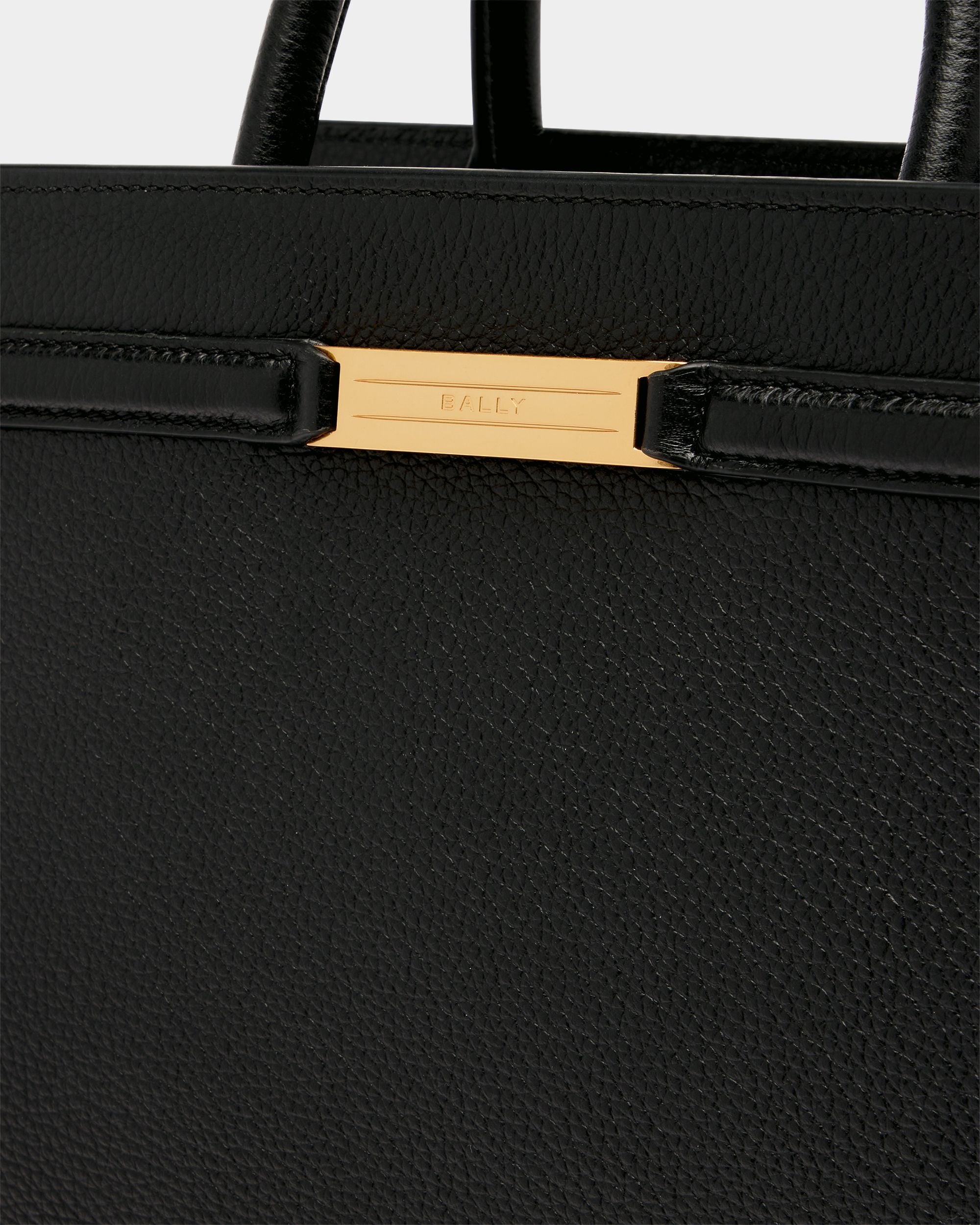 Bally Global - Deco Tote Bag in Black Grained Leather - Black