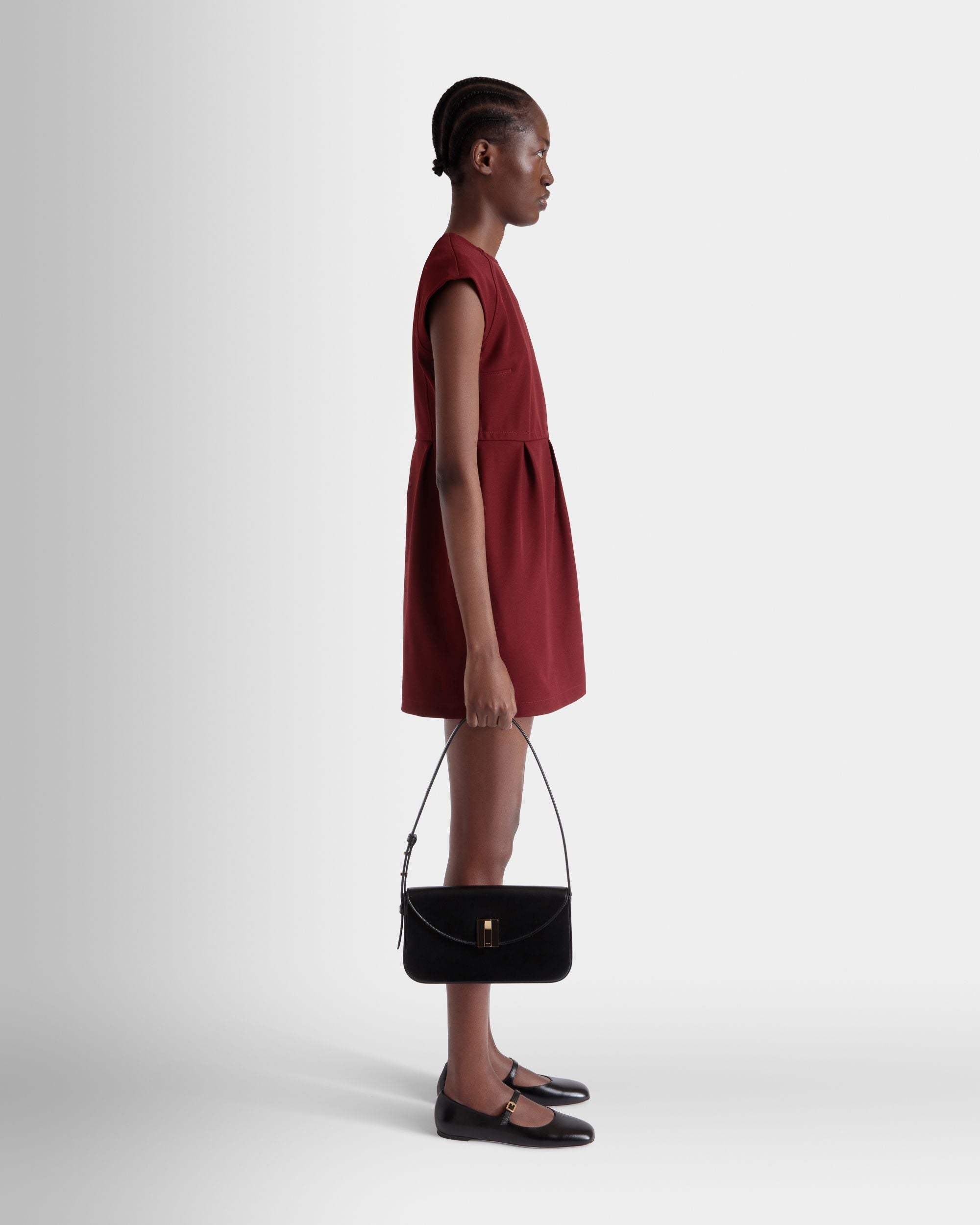 Bally Global - Ollam Small Shoulder Bag in Black Leather - Black