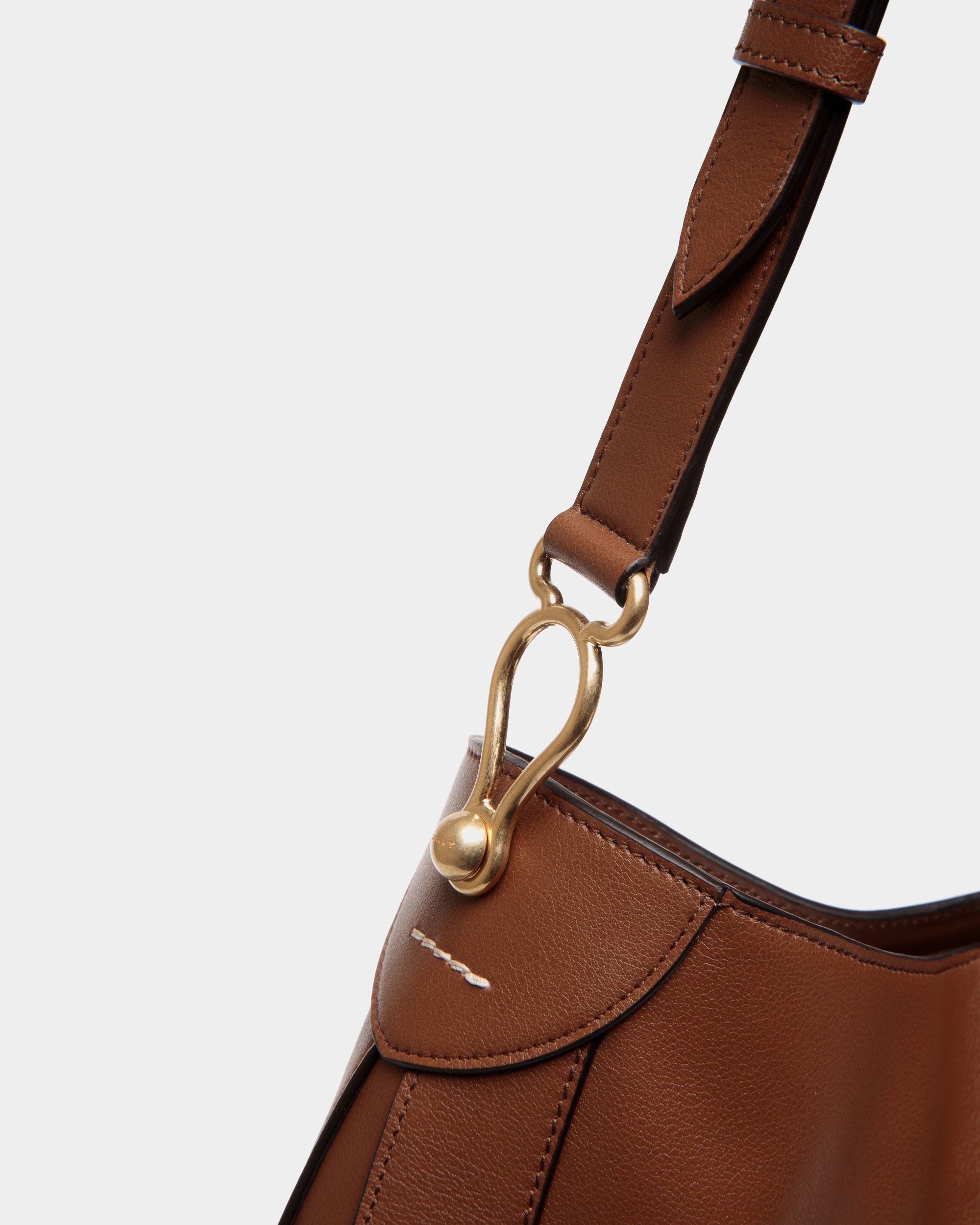 Bally Global - Bolso Hobo Lune De Piel Marrón - Marrón