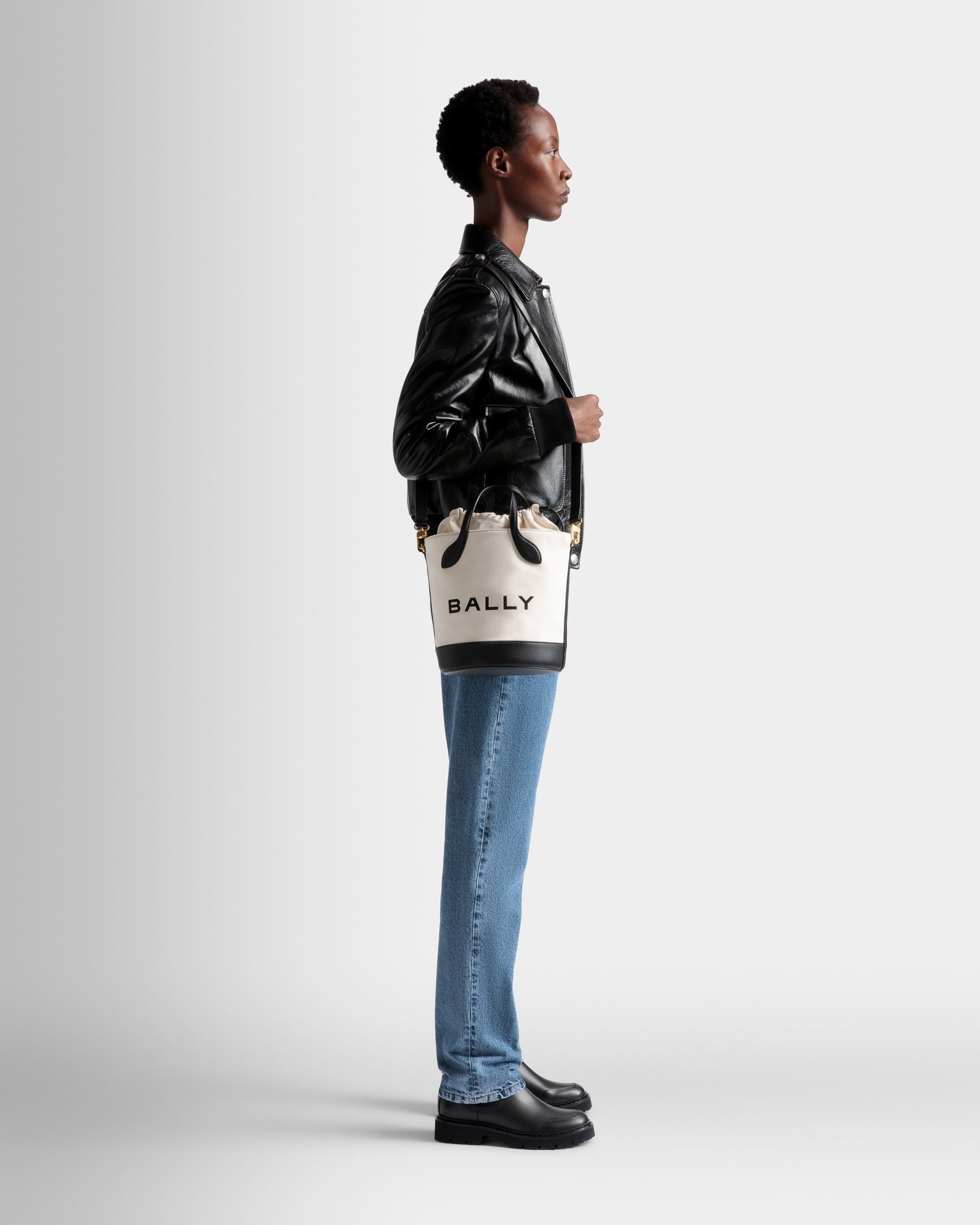 Bally Global - Bar Bucket Bag In Natural And Black Fabric - White