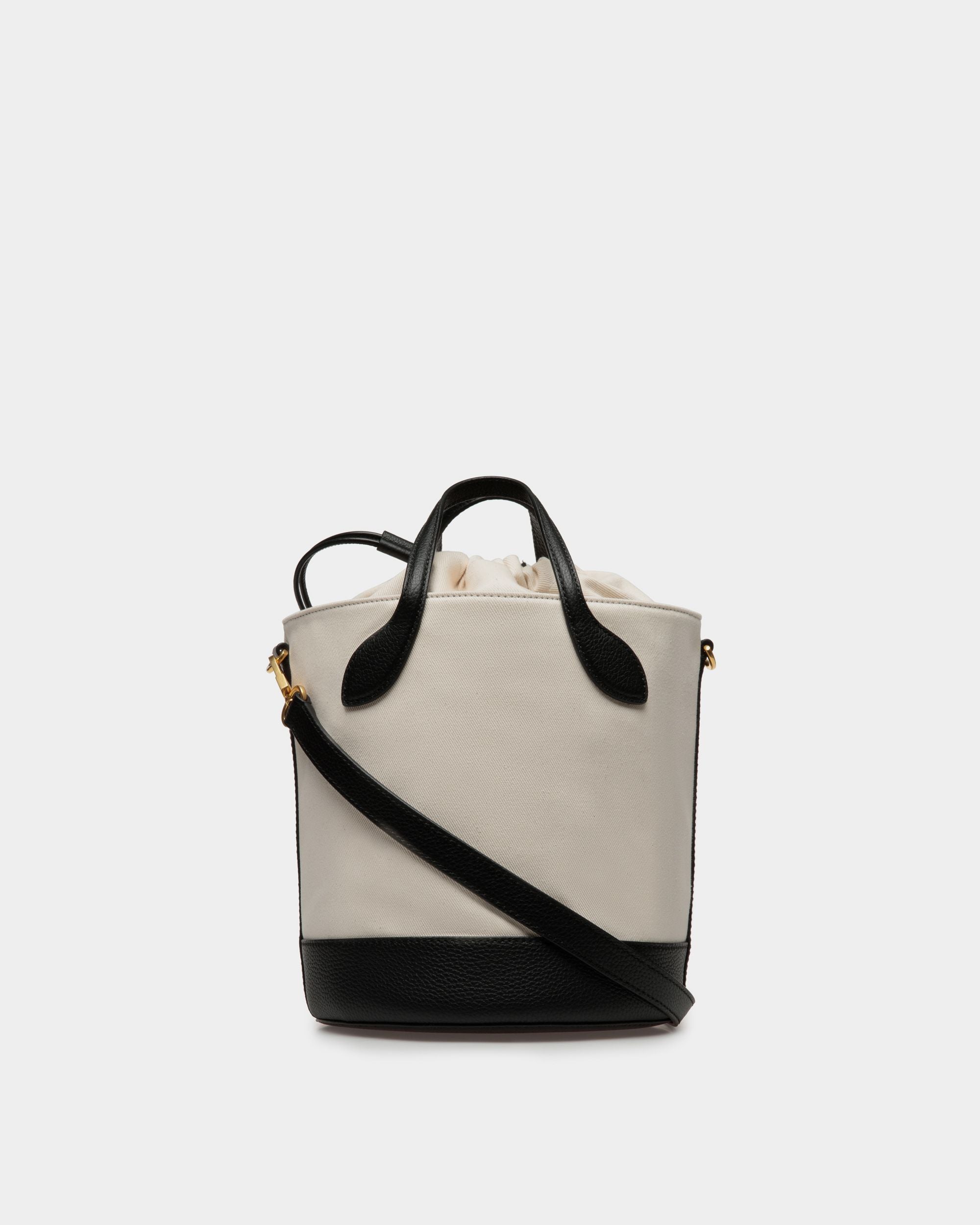 Bally Global - Bolso Cubo Bar De Tela Color Natural Y Negro - Blanco