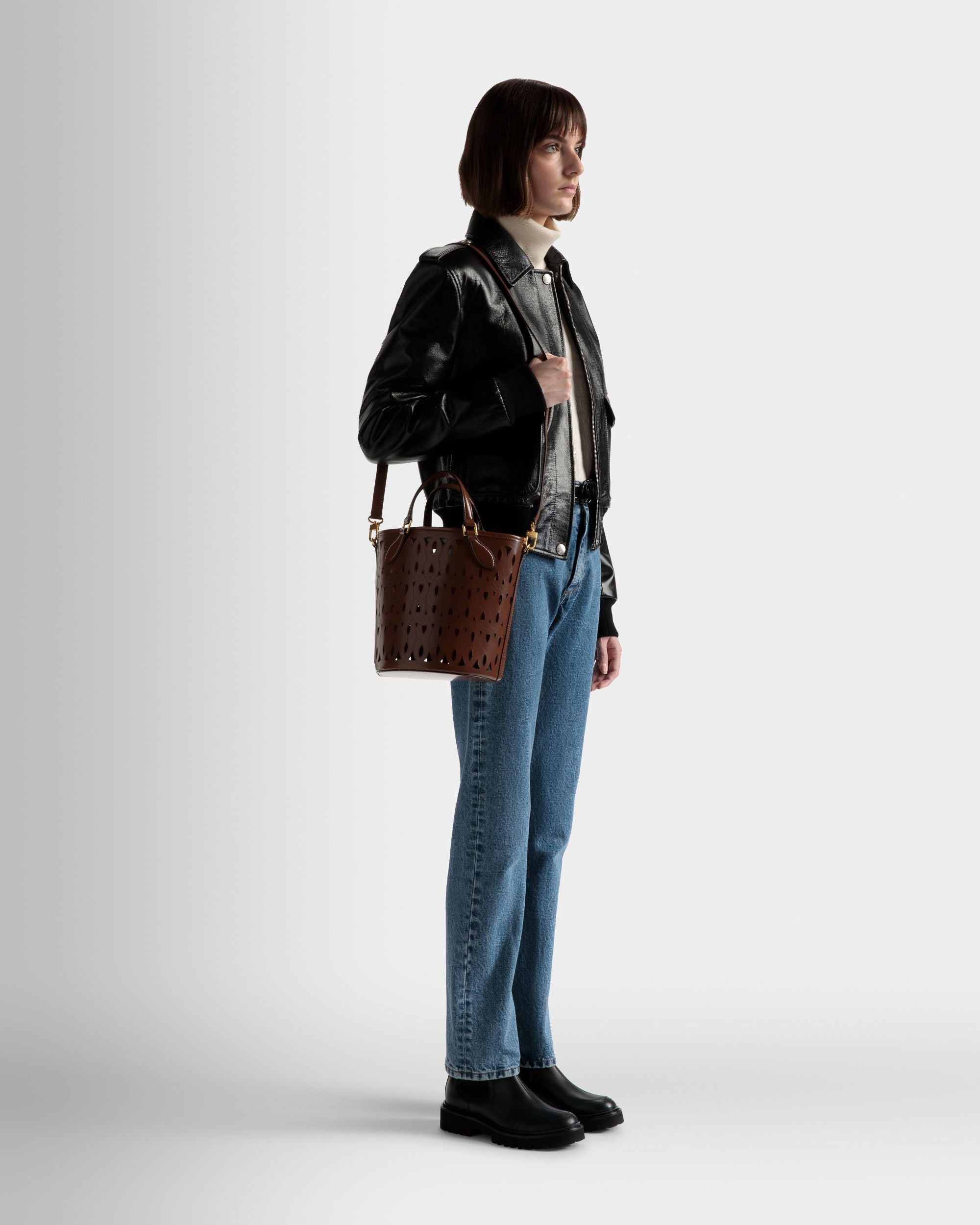 Bally Global - Lago Bucket Bag In Brown Leather - Marrón