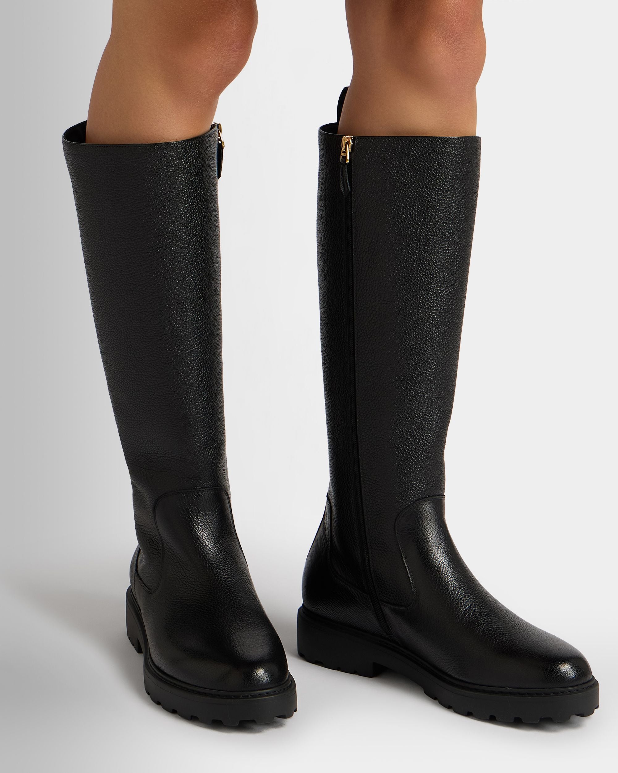 Bally Global - Gusto Boot in Black Grained Leather - Black