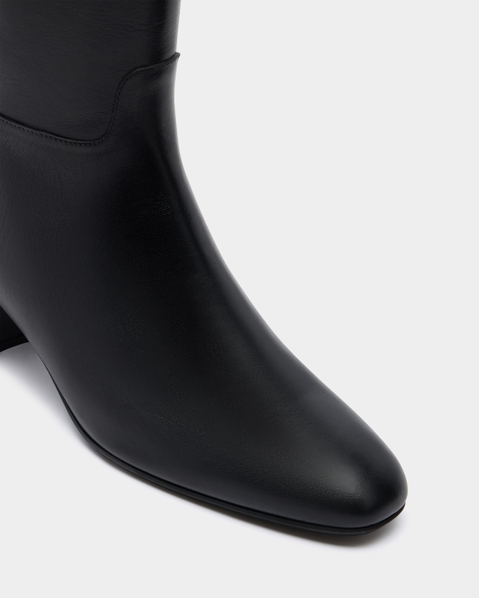 Bally Global - Bally Boucle Boot in Black Leather - Black