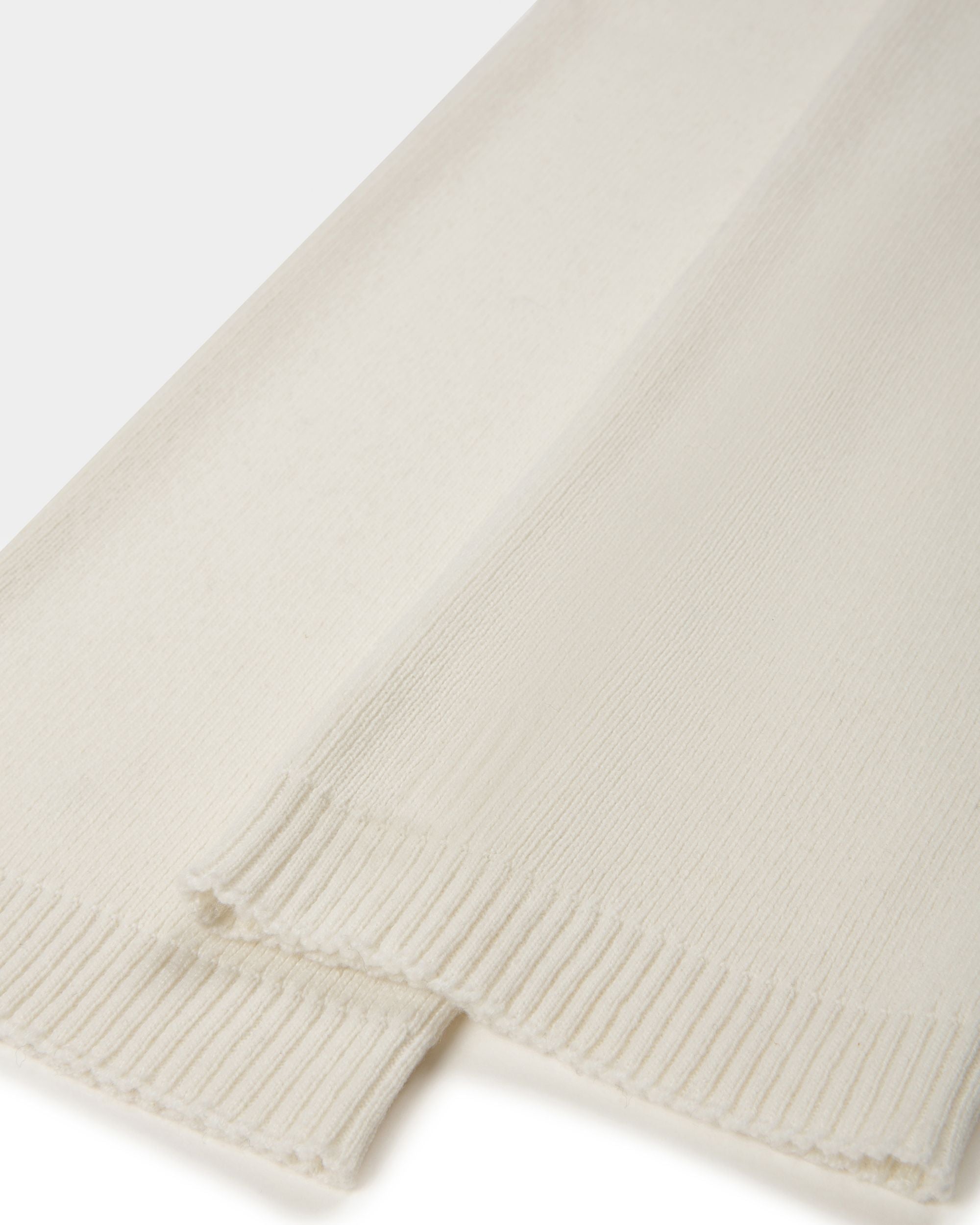 Bally Global - Curling Collection Rv Socks In Beige Cashmere - Beige