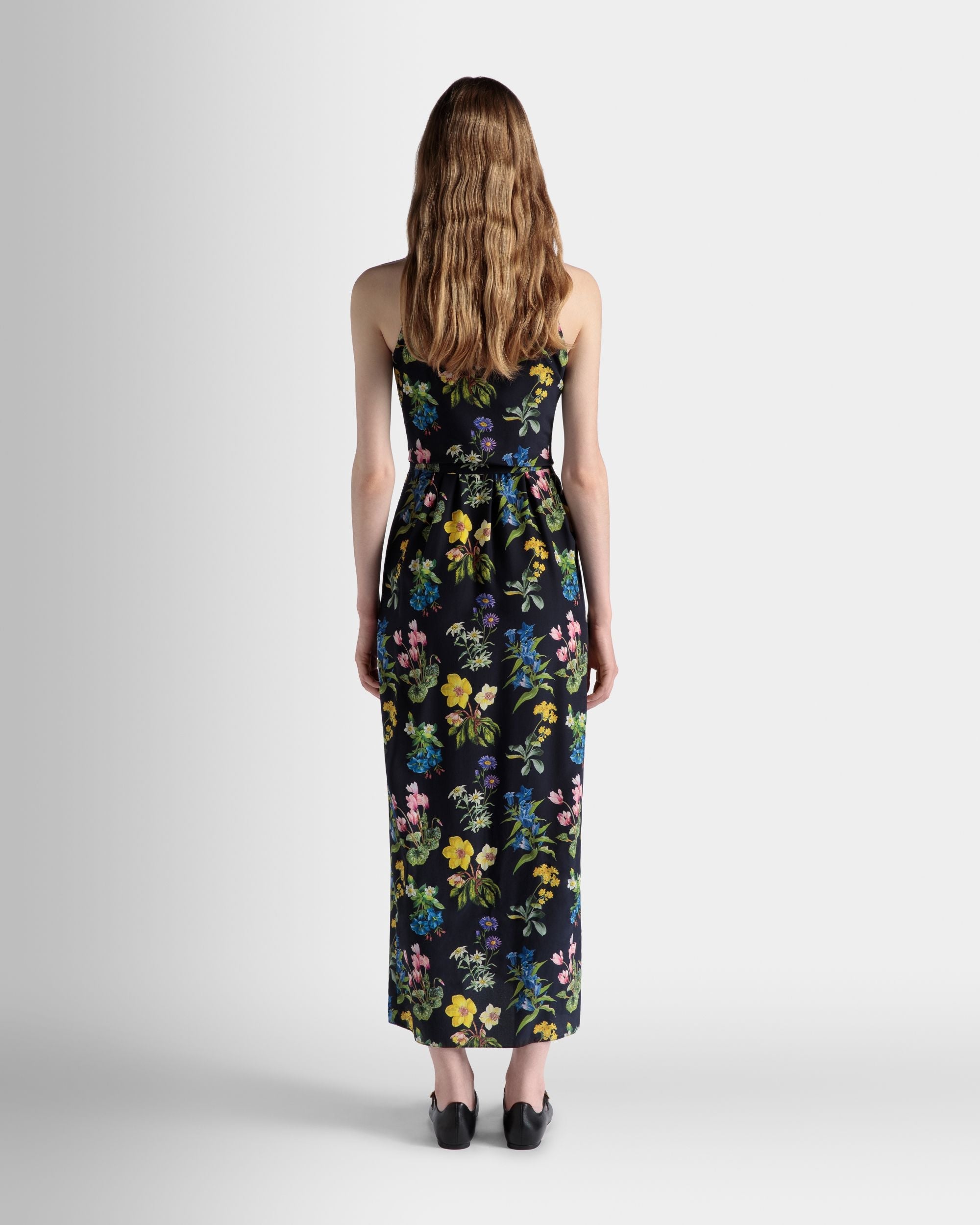 Bally Global - Sleeveless Midi Dress In Mountain Flower Print Silk - Blue