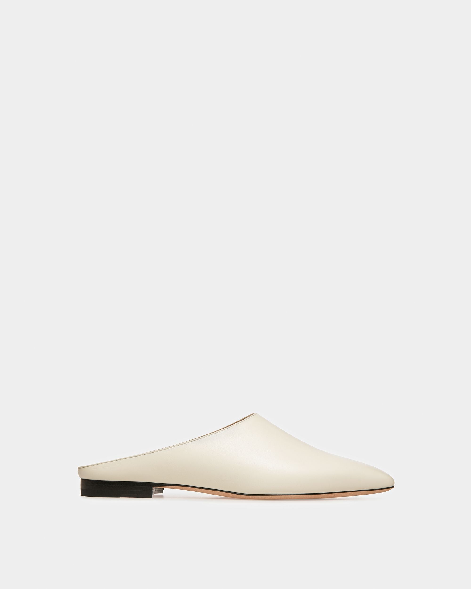 Bally Global - Nara Zapatos Planos De Piel Color Hueso - Blanco