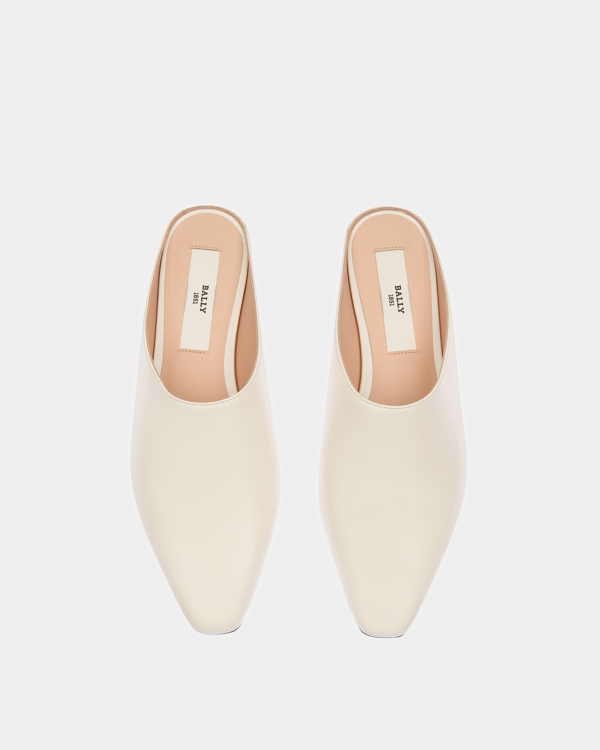 Bally Global - Nara Zapatos Planos De Piel Color Hueso - Blanco
