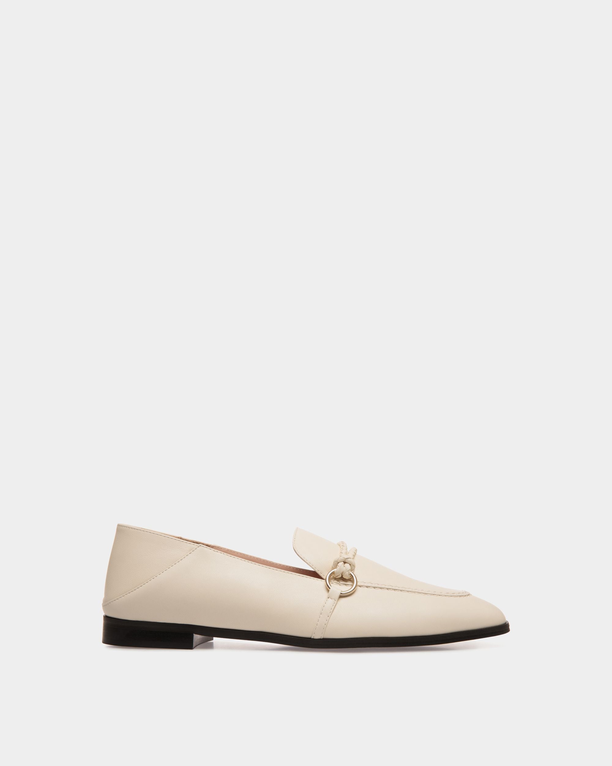 Bally Global - Pump in White Grained Leather - White