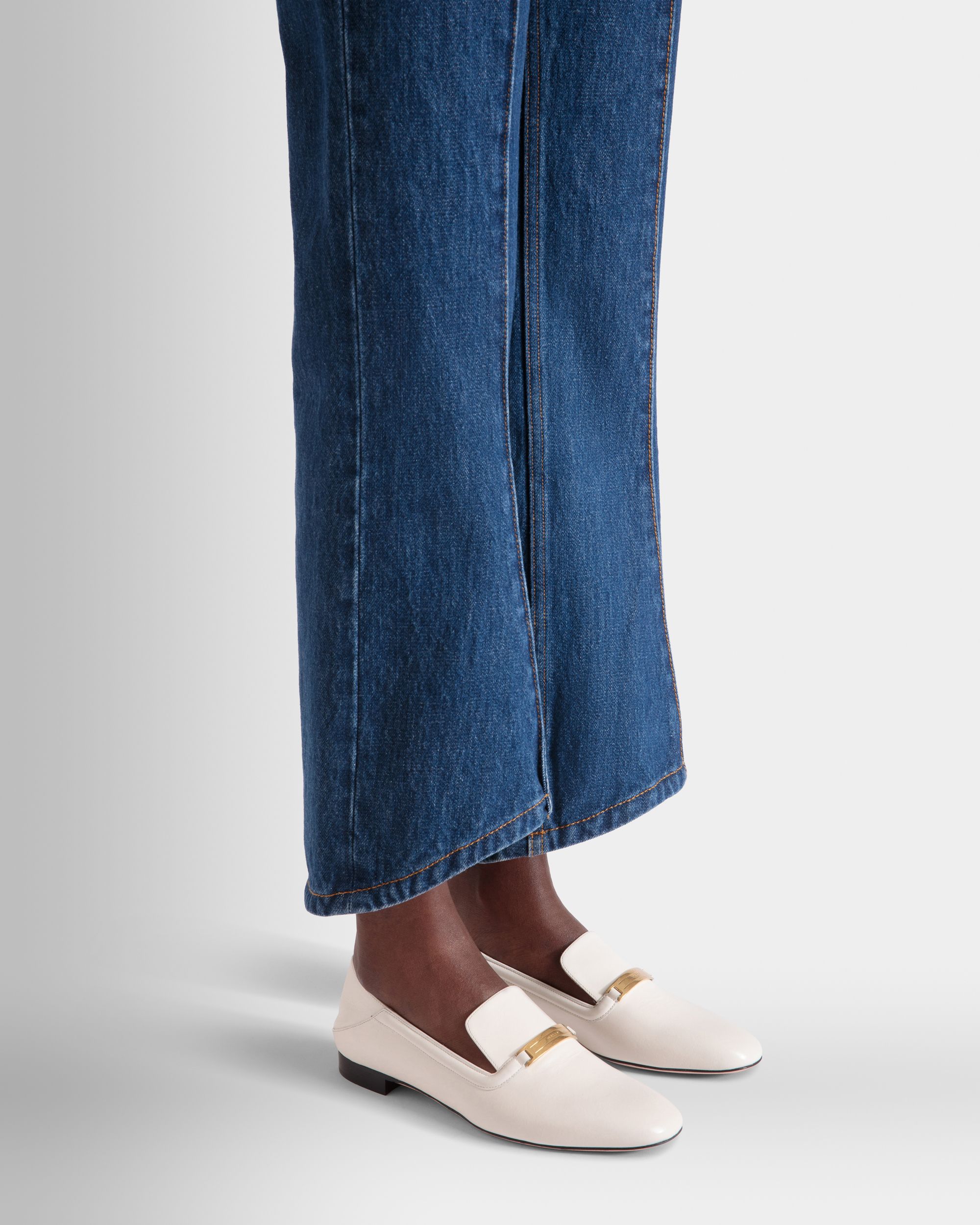 Bally Global - Deco Slipper in White Leather - White