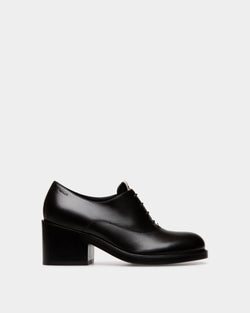 Peggy Oxford In Black Leather