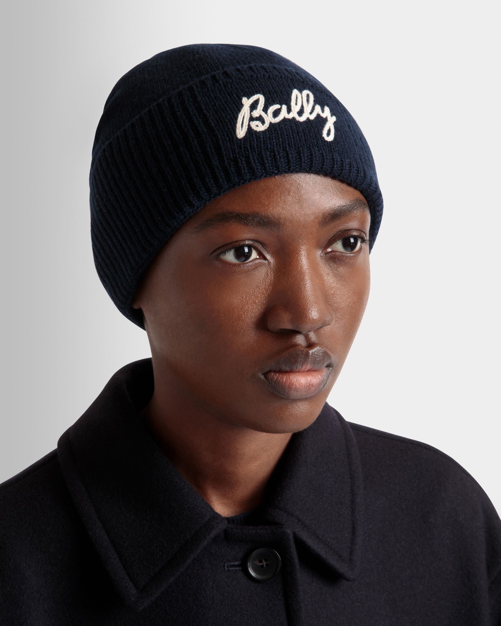 Bally Global - Beanie With Logo In Navy Blue Wool - Blue