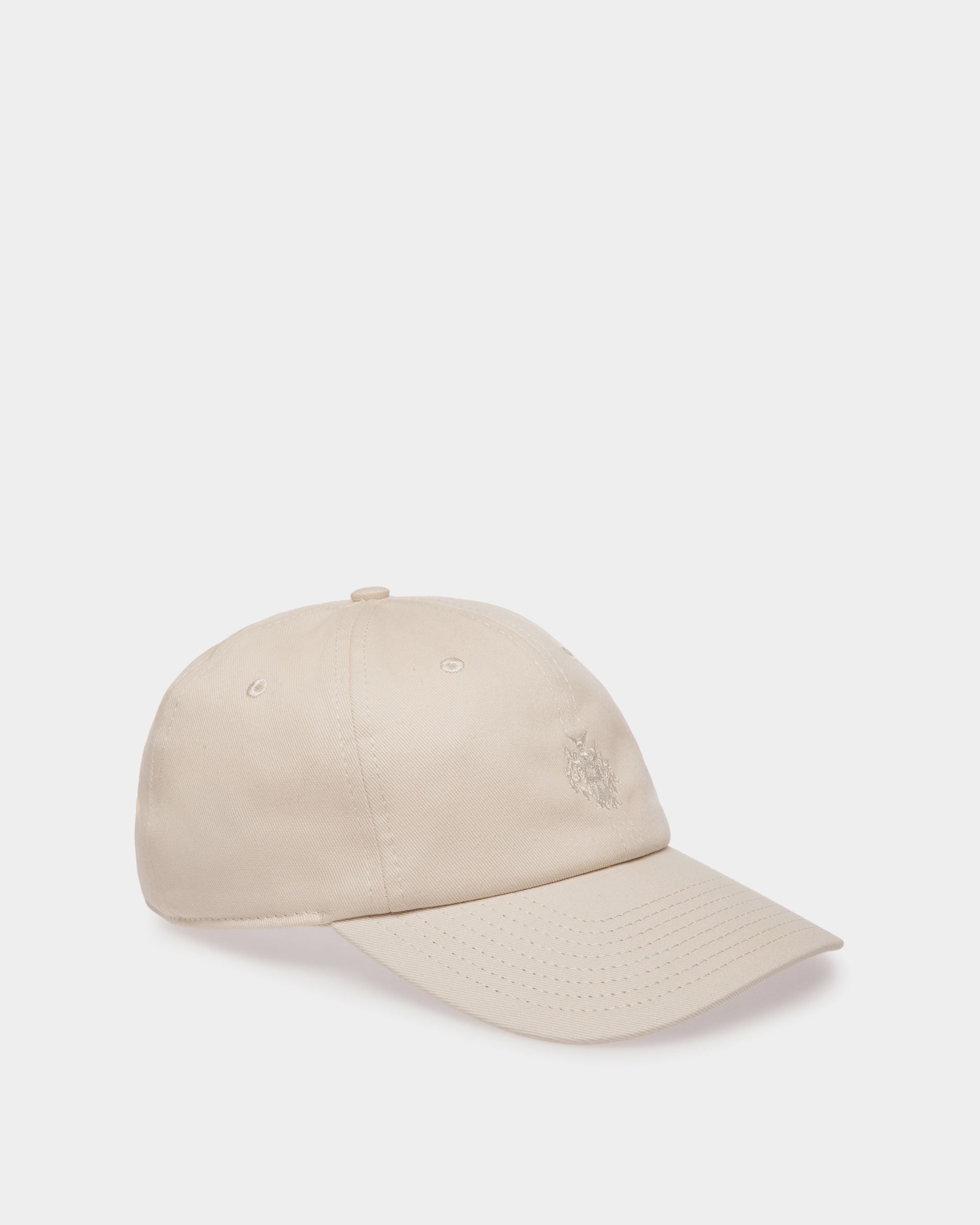 Bally Global - Baseball Hat in Ivory Cotton with a Bally Crest - White