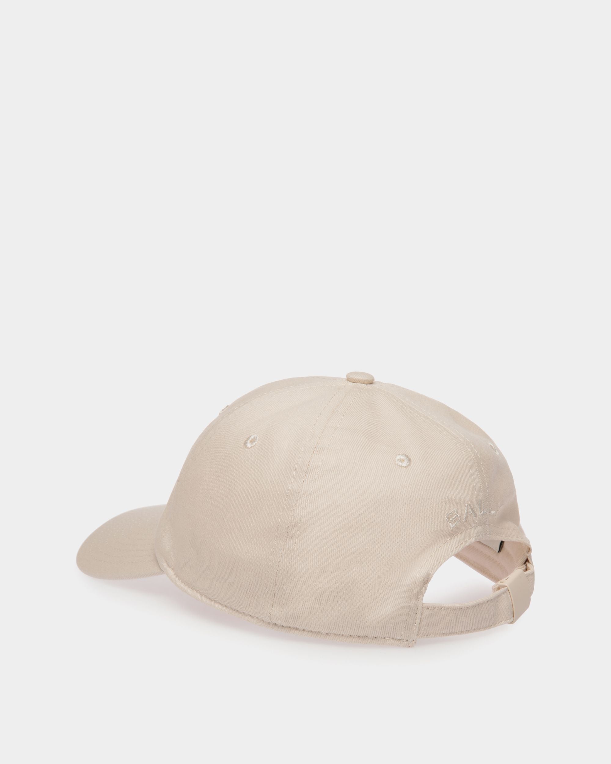 Bally Global - Baseball Hat in Ivory Cotton with a Bally Crest - White