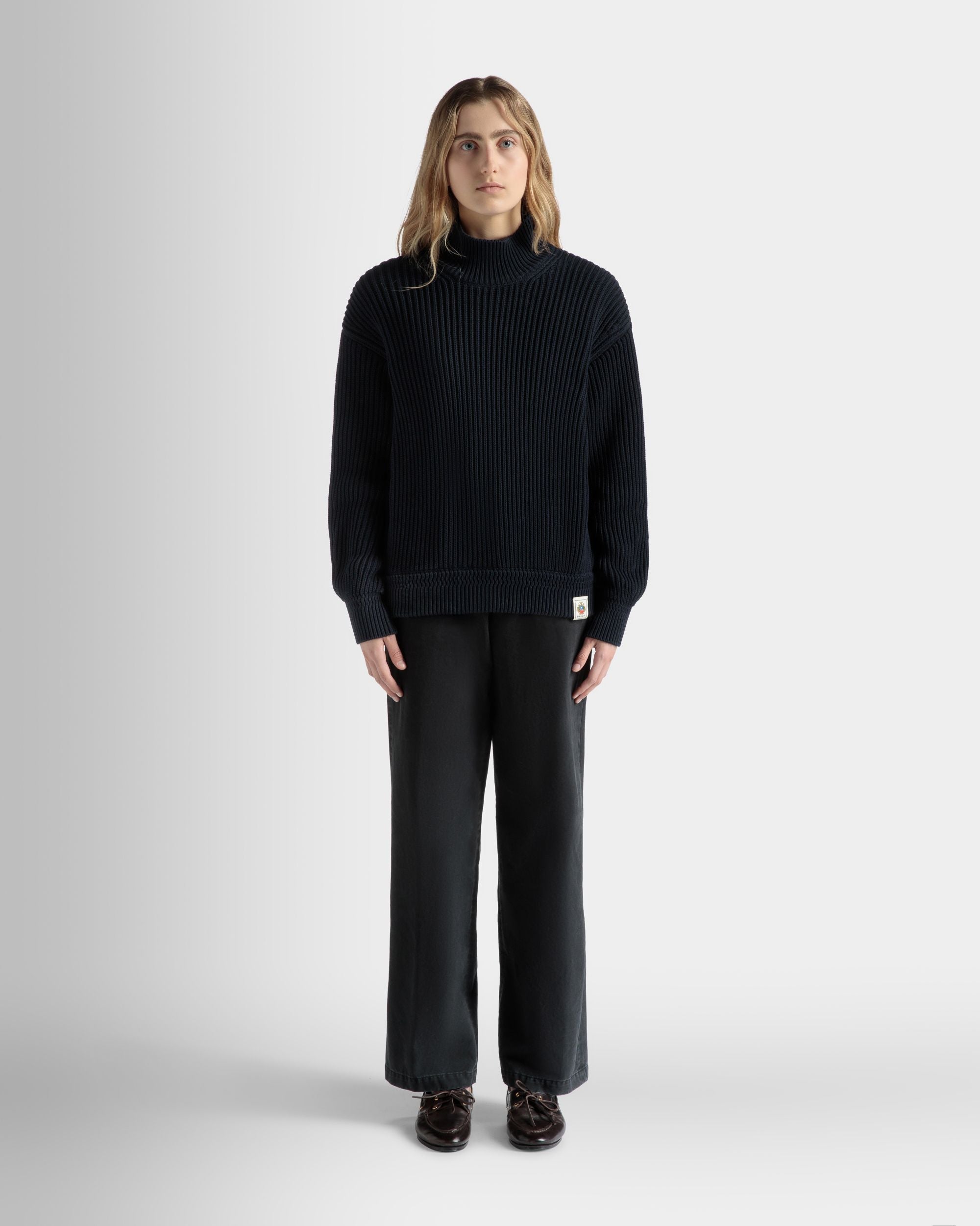 Bally Global - Turtle Neck in Navy Blue Cotton - Bleu