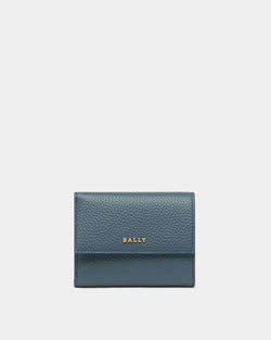 Wallet in Blue Grained Leather