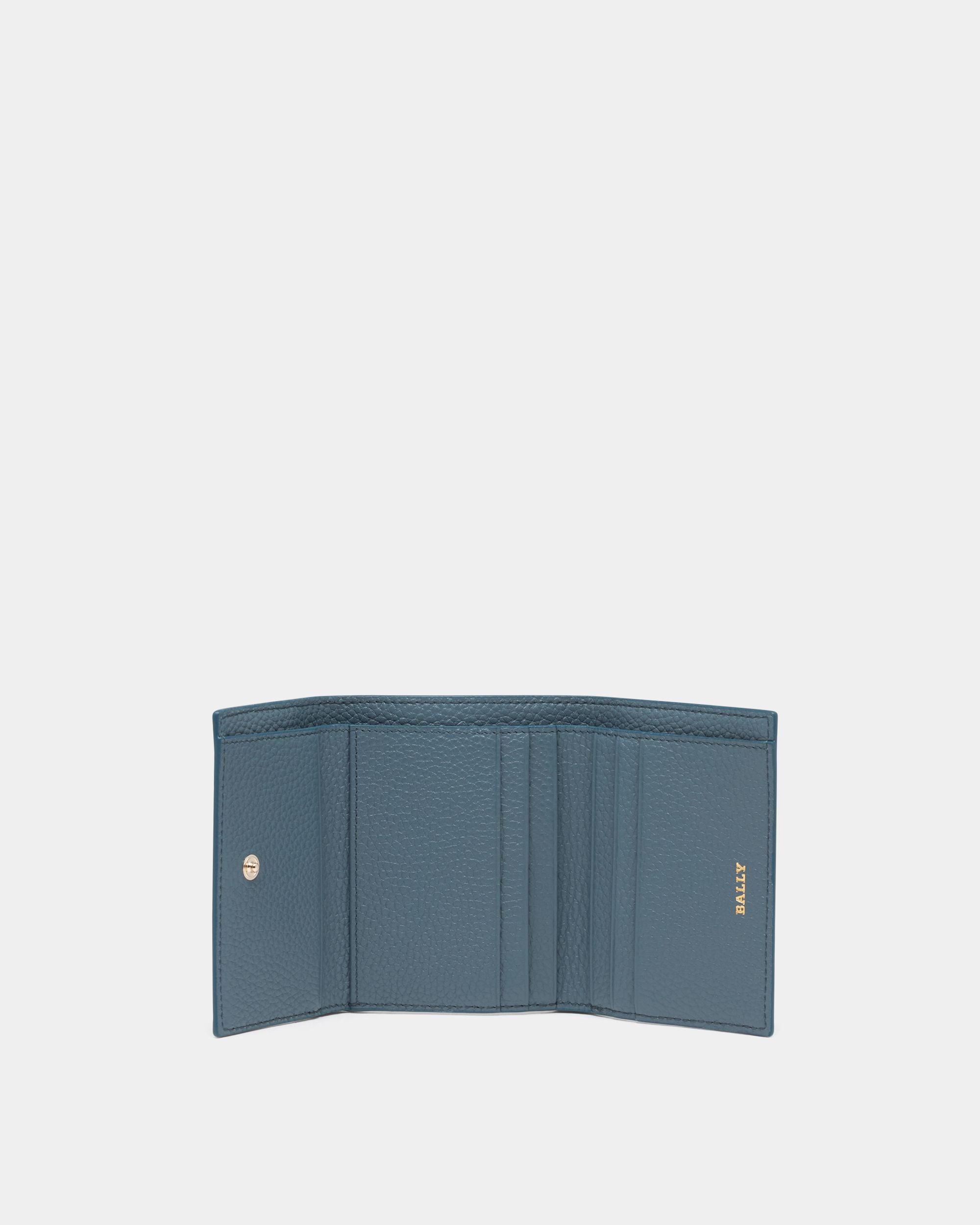 Bally Global - Wallet in Blue Grained Leather - Blue