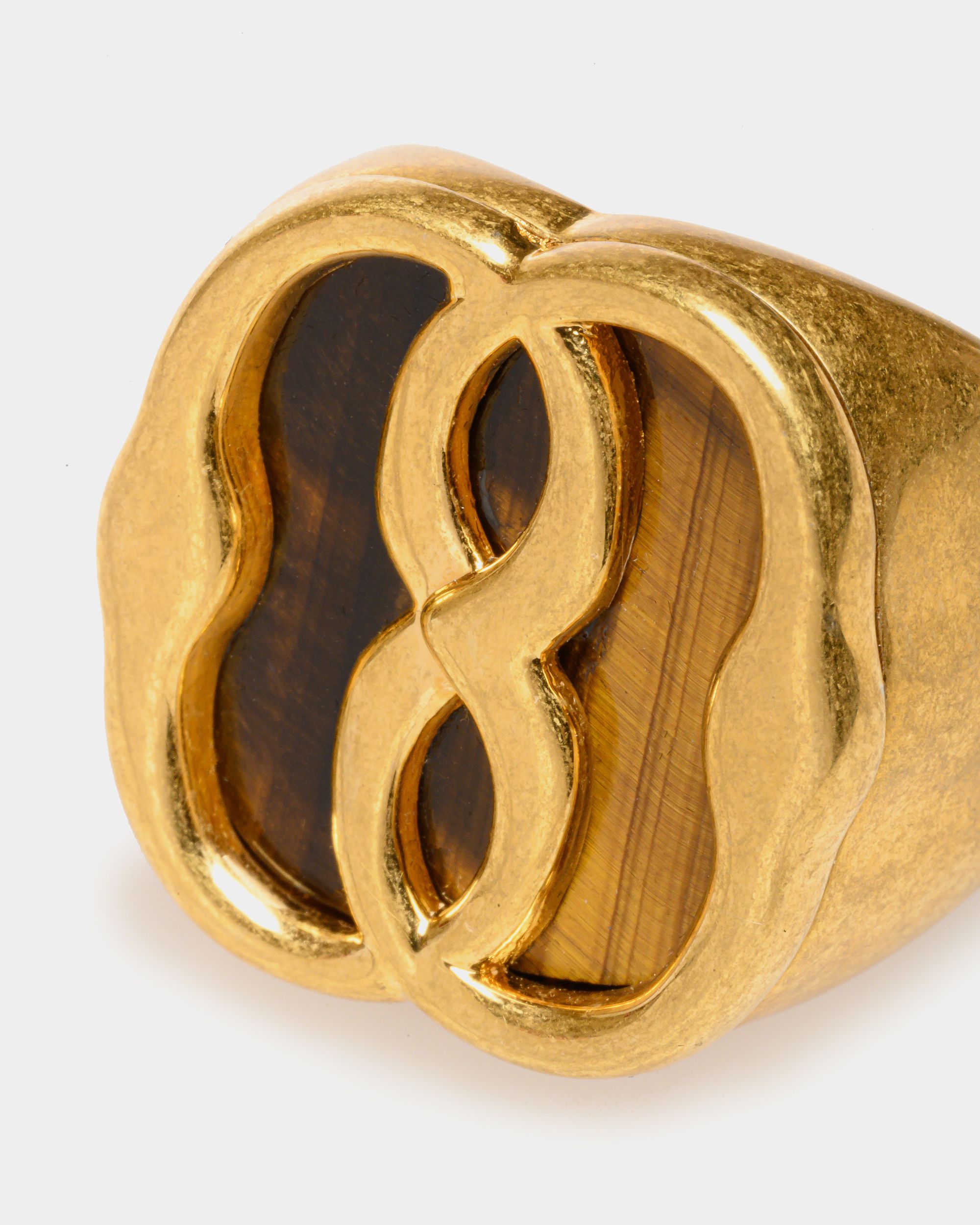 Bally Global - Emblem Ring in Hammered Gold-tone Eco Brass - Gold