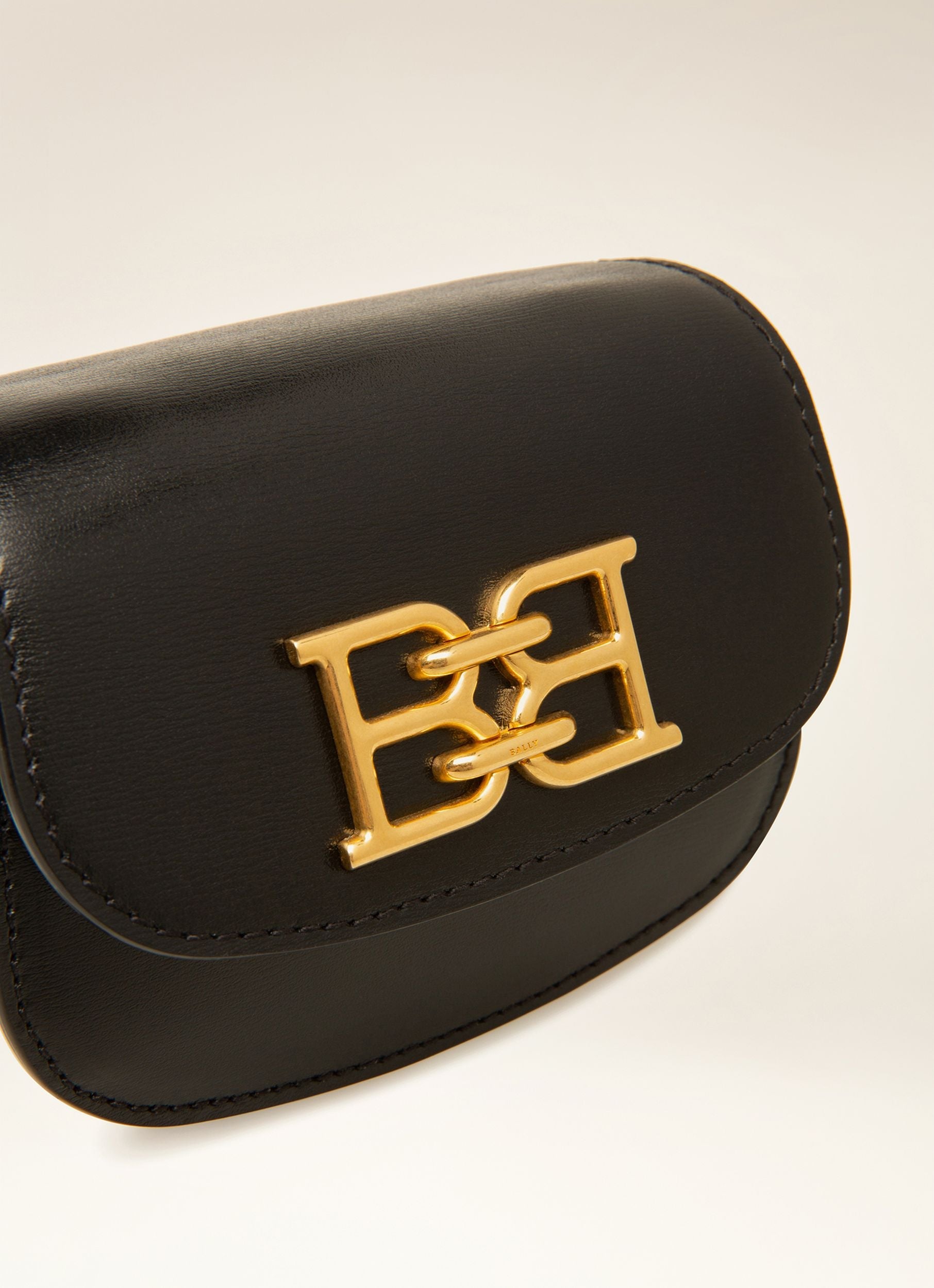 Bally Global - Baily Xs Leather Accessory In Black - Negro