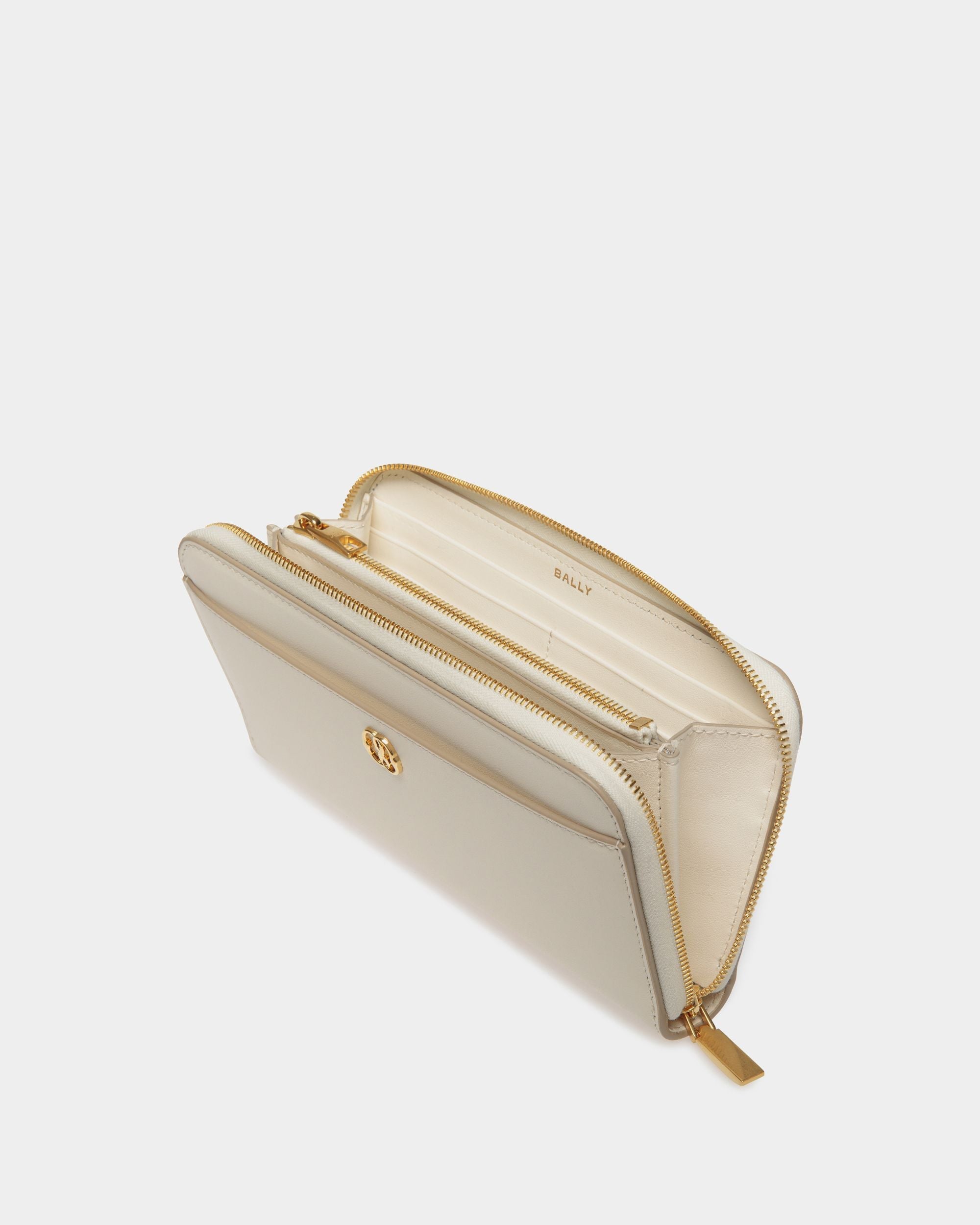 Bally Global - Emblem Long Wallet in White Leather - White