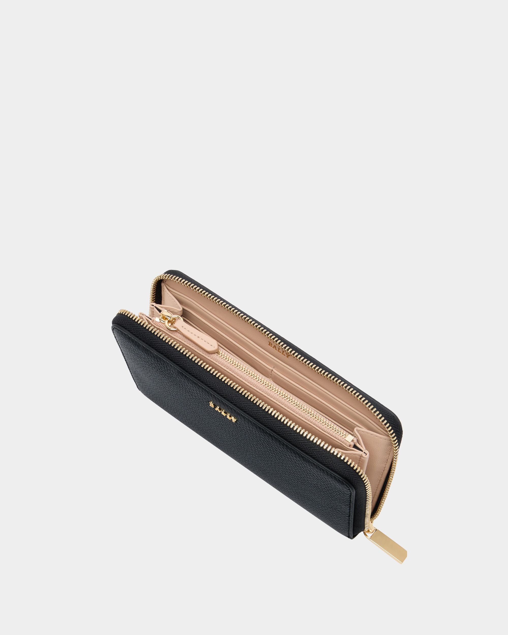 Bally Global - Zip Around Wallet in Black Grained Leather - Black