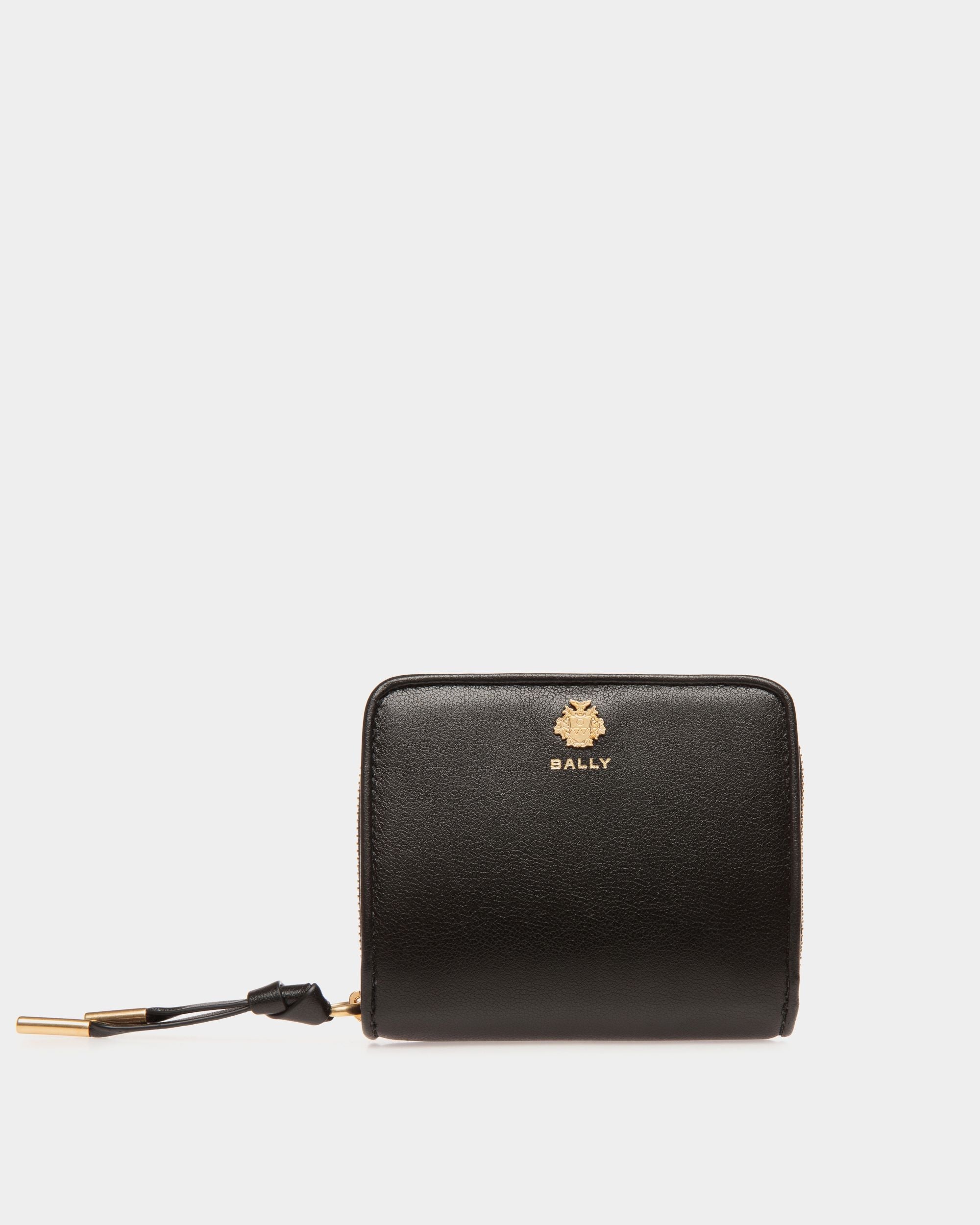 Bally Global - Bally Essential Wallet in Black Leather - Black