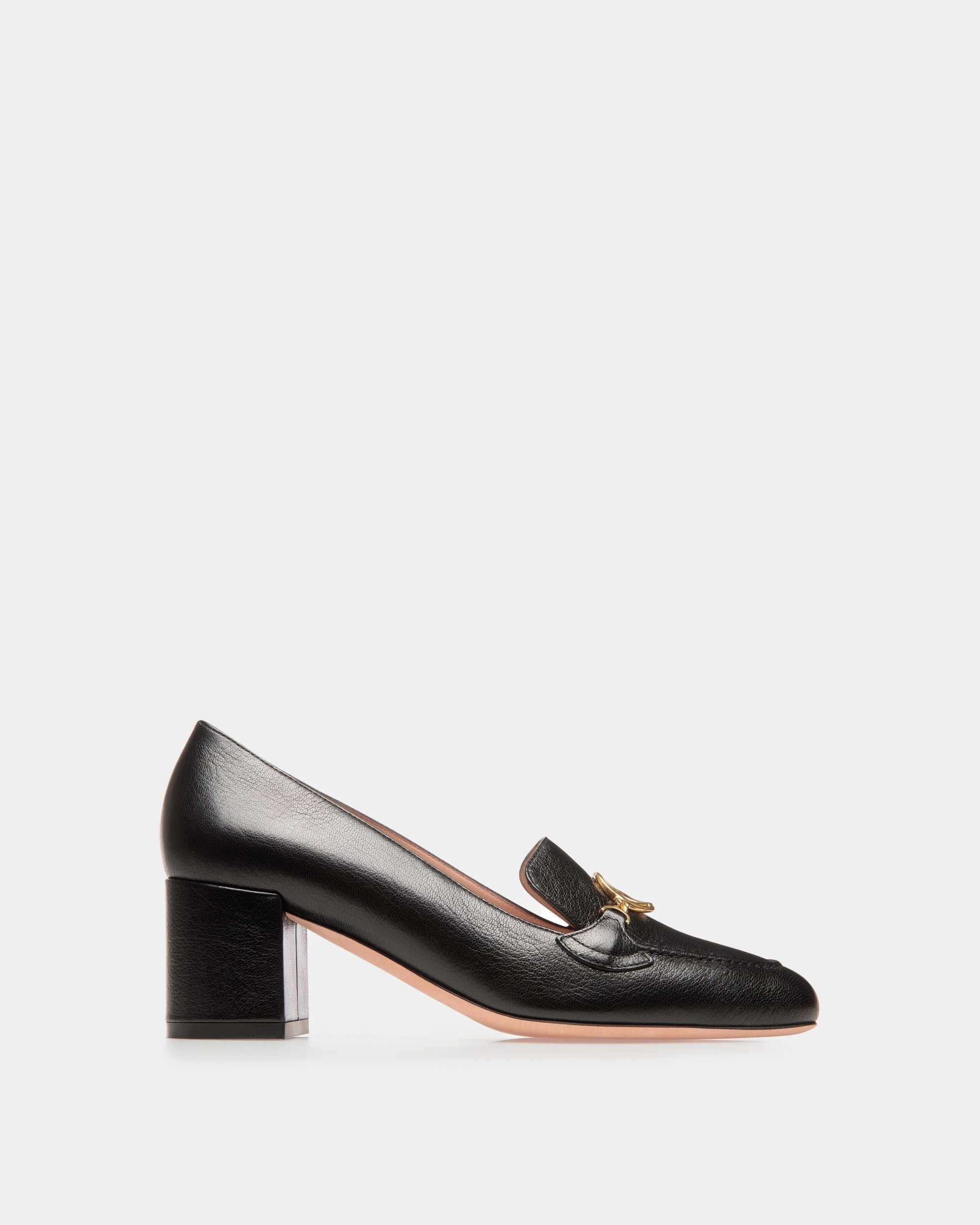 Bally Global - Emblem Pumps In Black Leather - Black