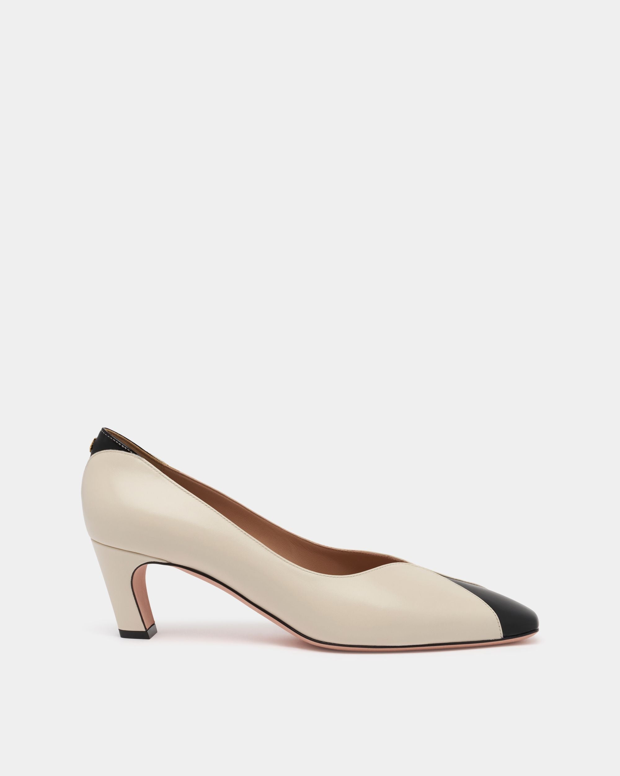 Bally Global - Sylt Pump in White and Black Leather - White
