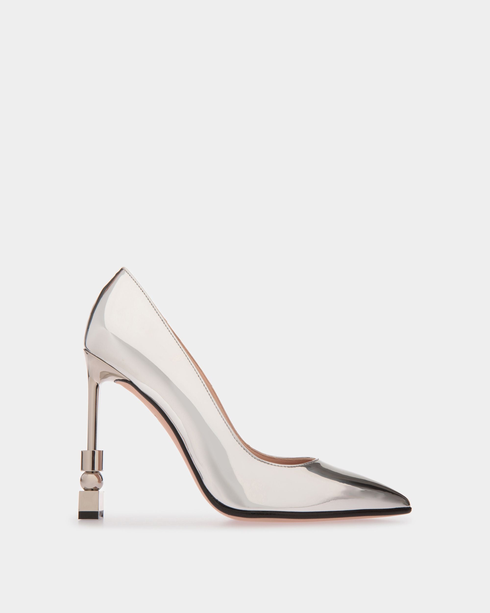 Bally Global - Block Pumps In Silver Fabric - Dorado