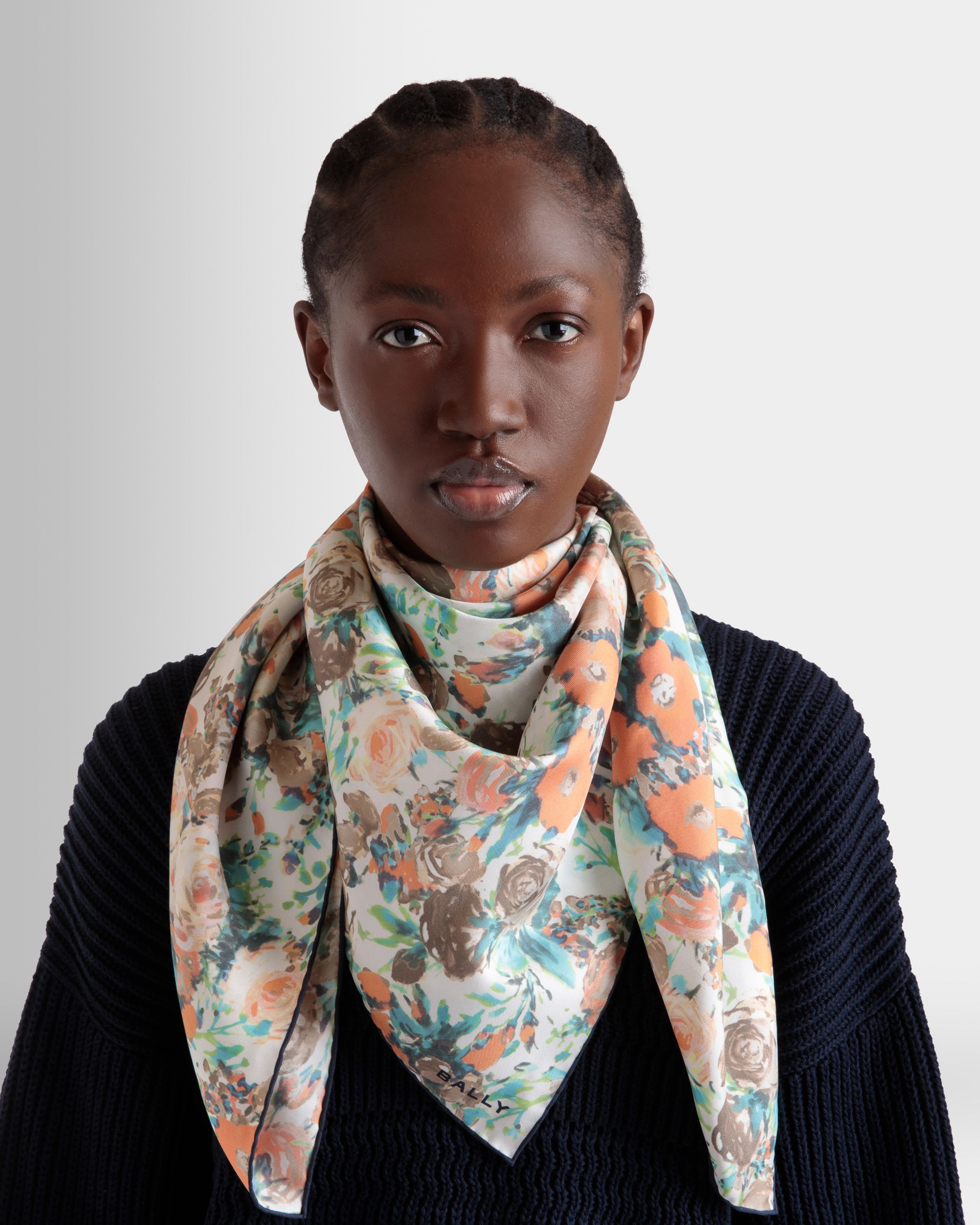 Bally Global - Silk Scarf with a Multicolor Rosengarten Print - Multicolor