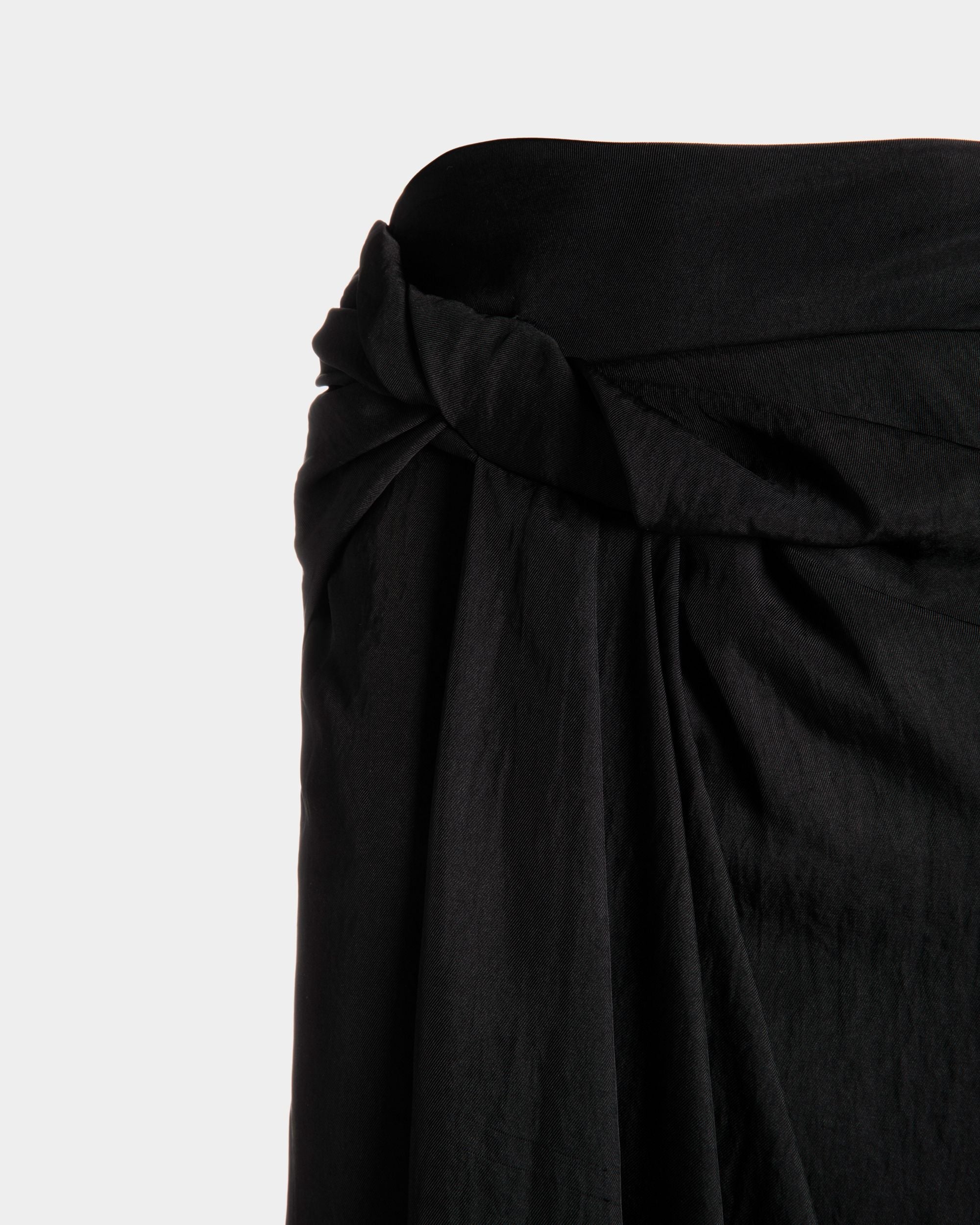 Bally Global - Jupe Longue Drapée En Sergé Fluide Noir - Noir