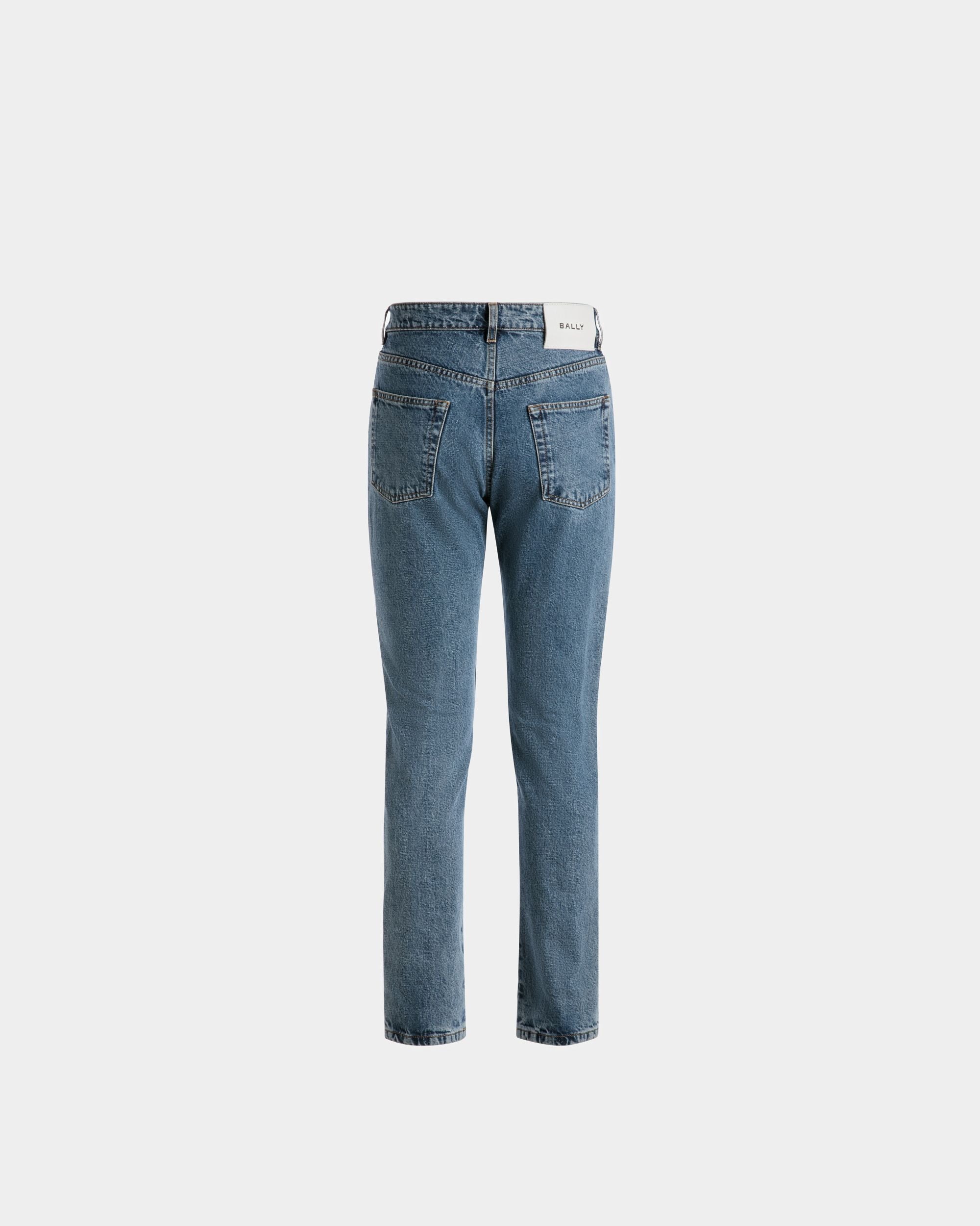 Bally Global - Pantalón De Denim En Azul Claro - Azul